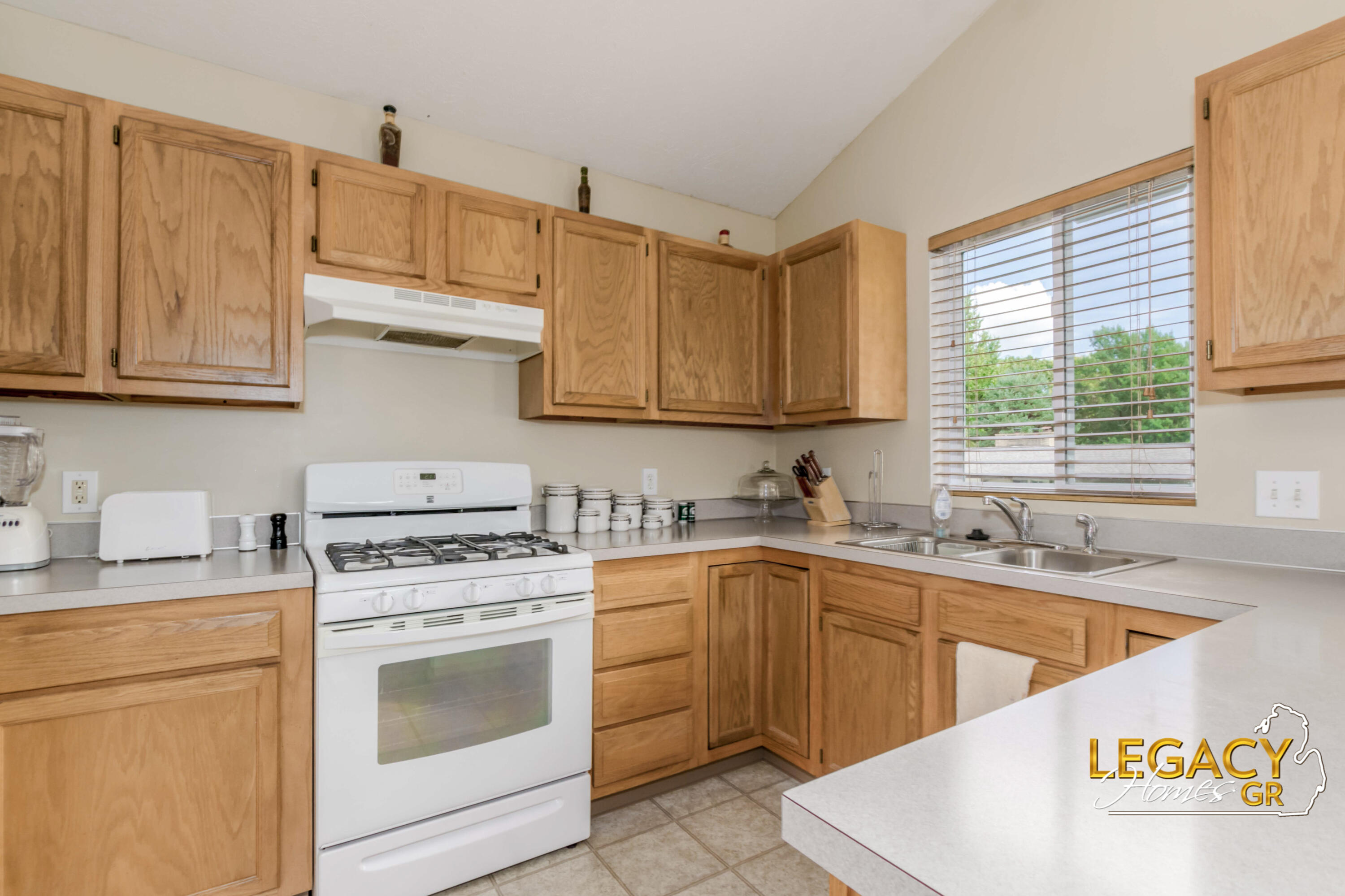 2958 Woodside Avenue SE Grand Rapids MI 49508