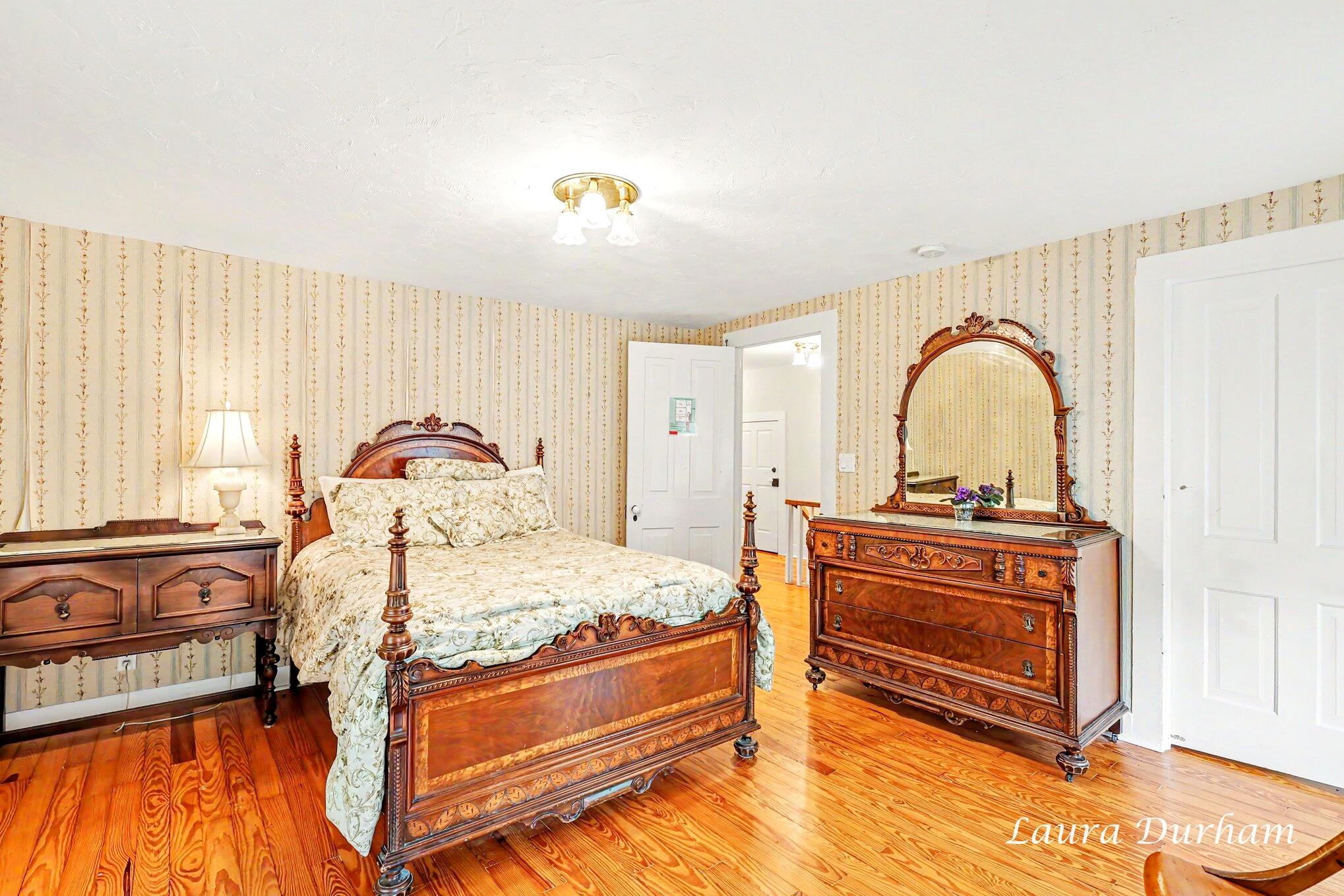 345 Mary Street Saugatuck MI 49453