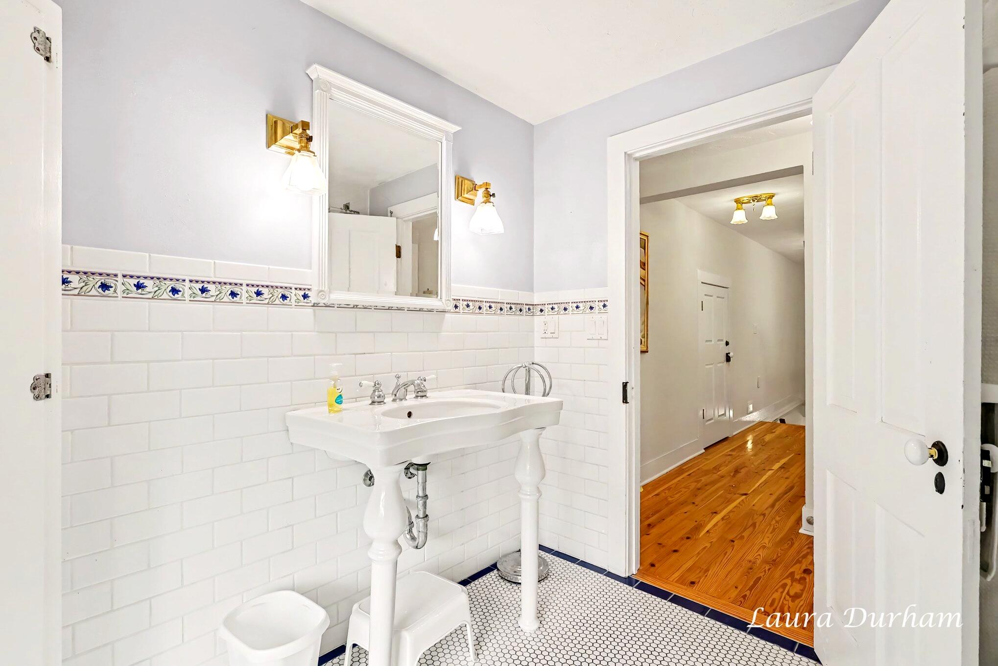 345 Mary Street Saugatuck MI 49453