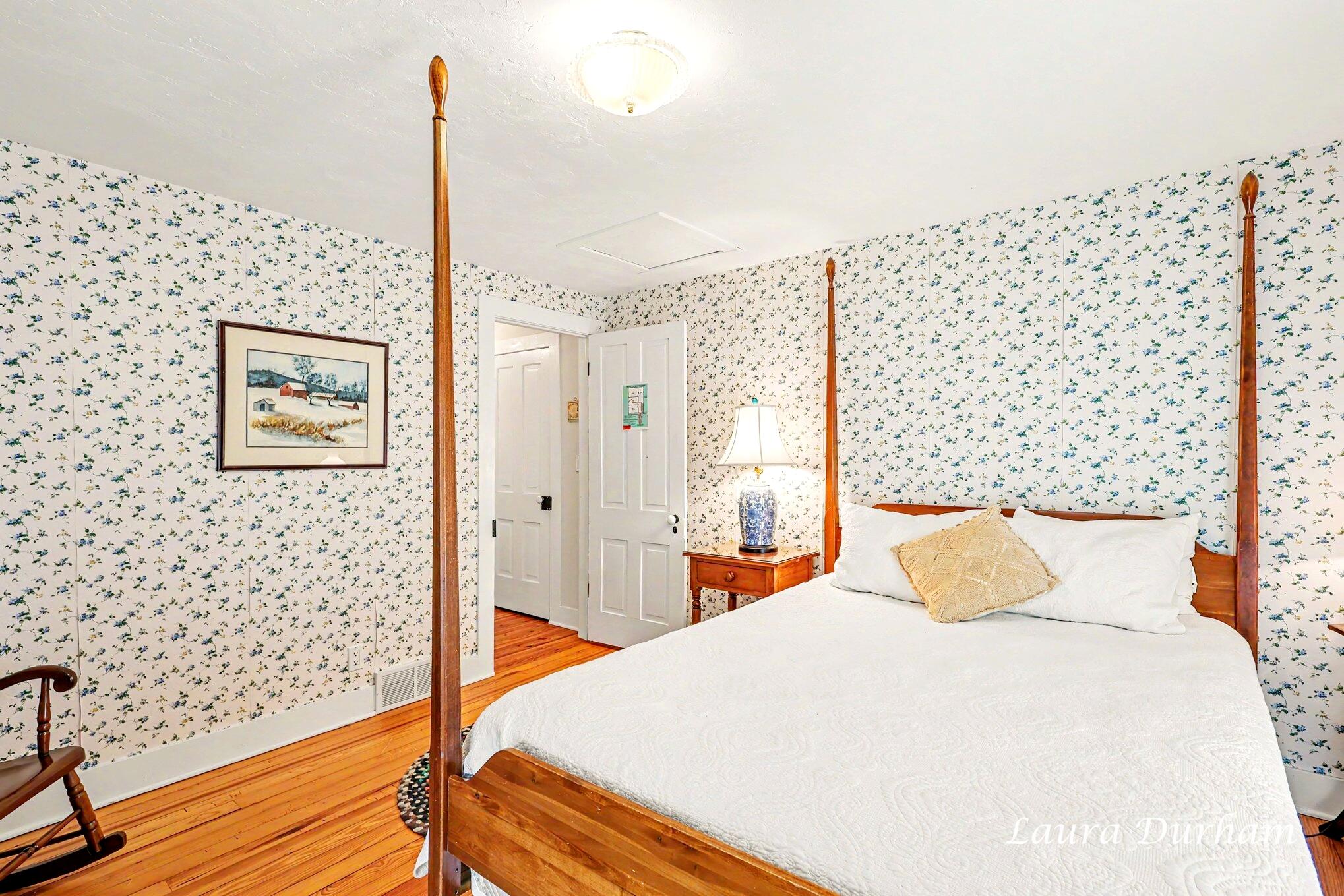 345 Mary Street Saugatuck MI 49453