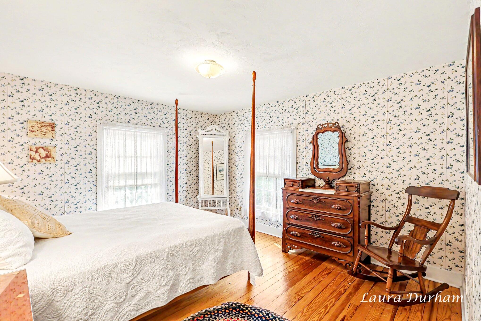 345 Mary Street Saugatuck MI 49453