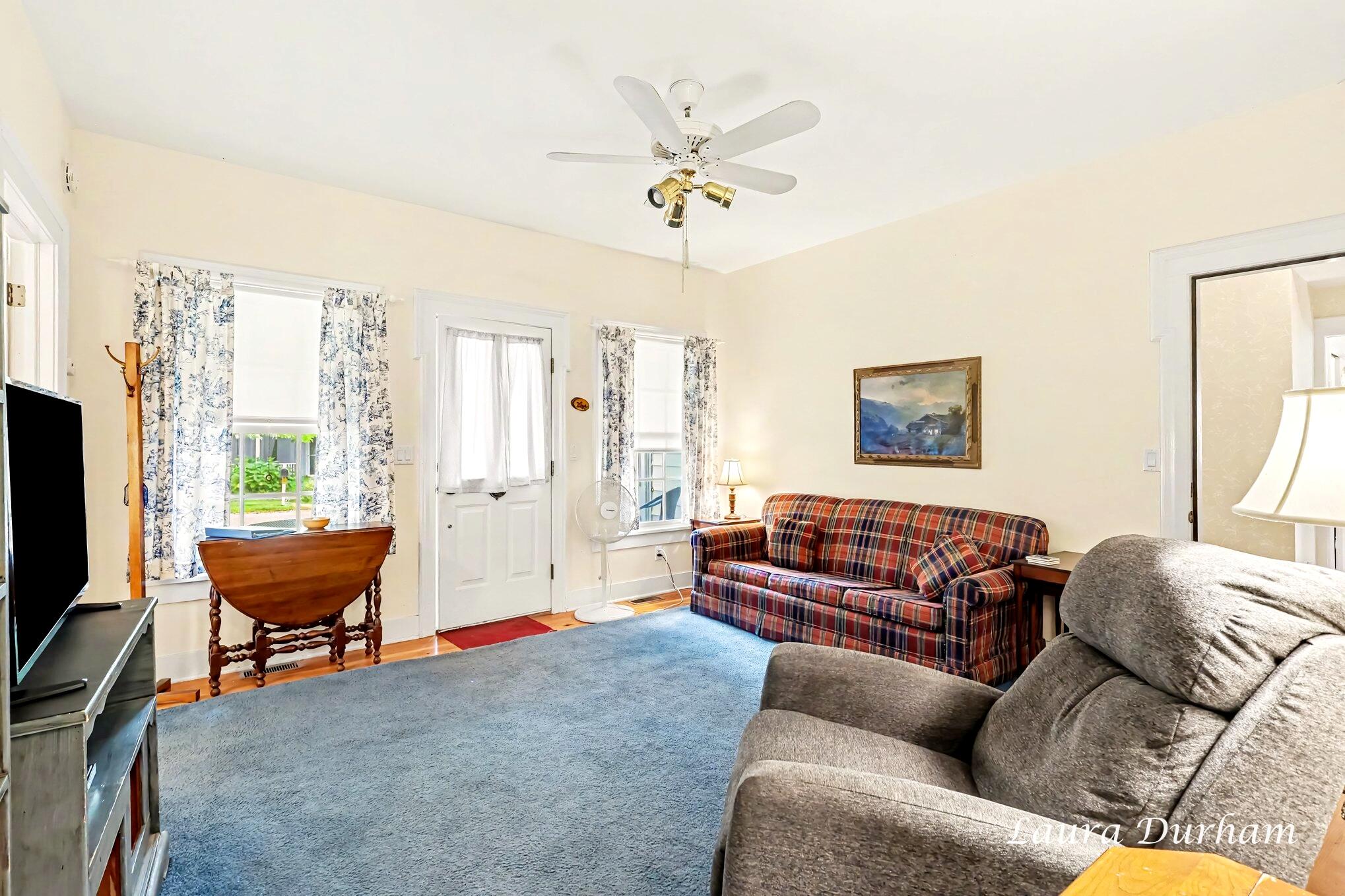 345 Mary Street Saugatuck MI 49453