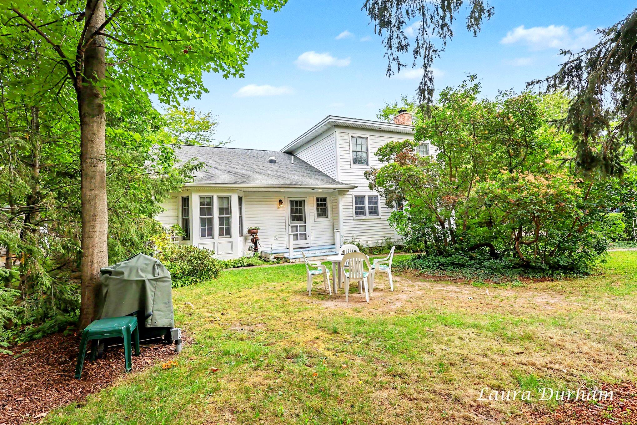 345 Mary Street Saugatuck MI 49453