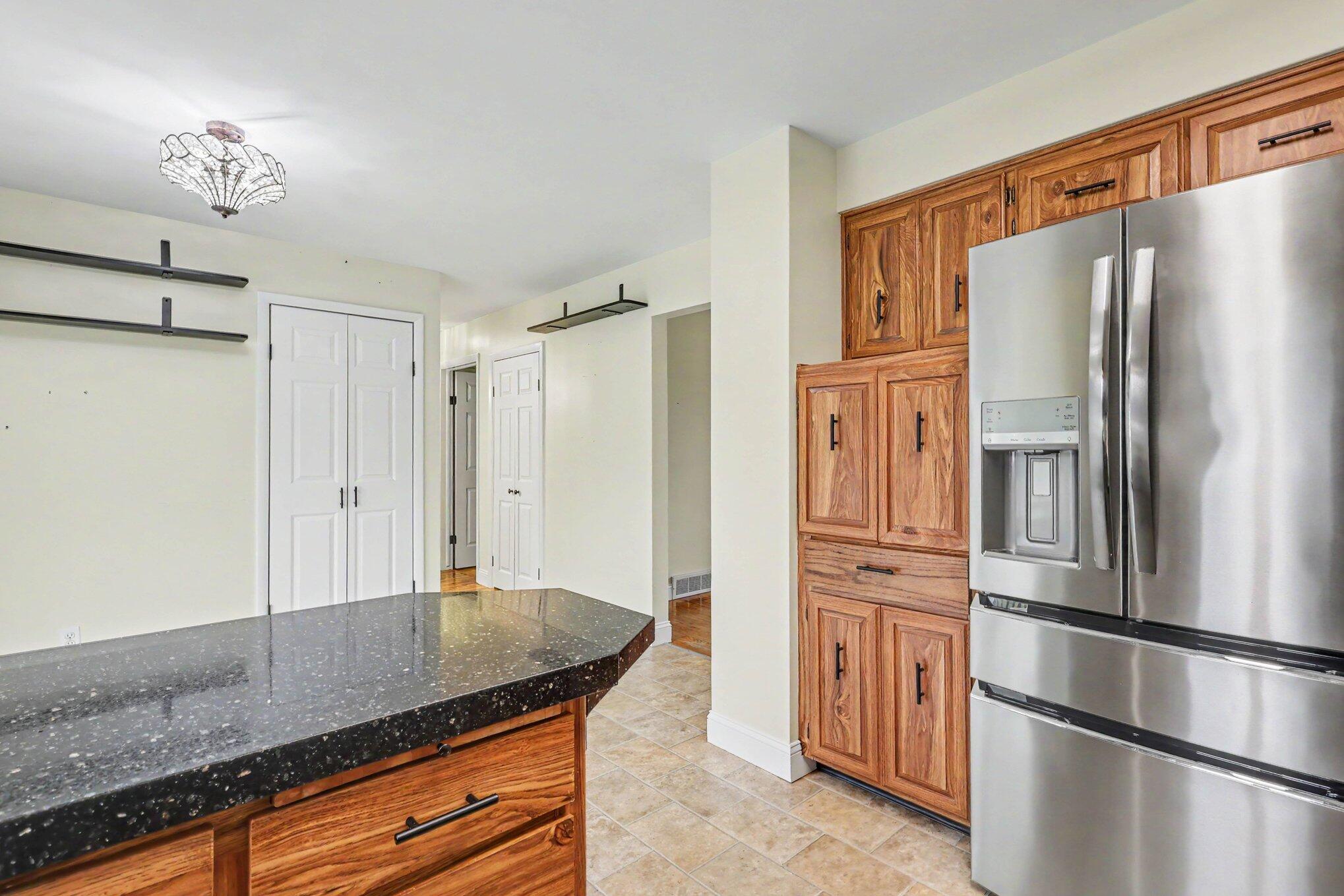 916 Sherwood Road Muskegon MI 49441