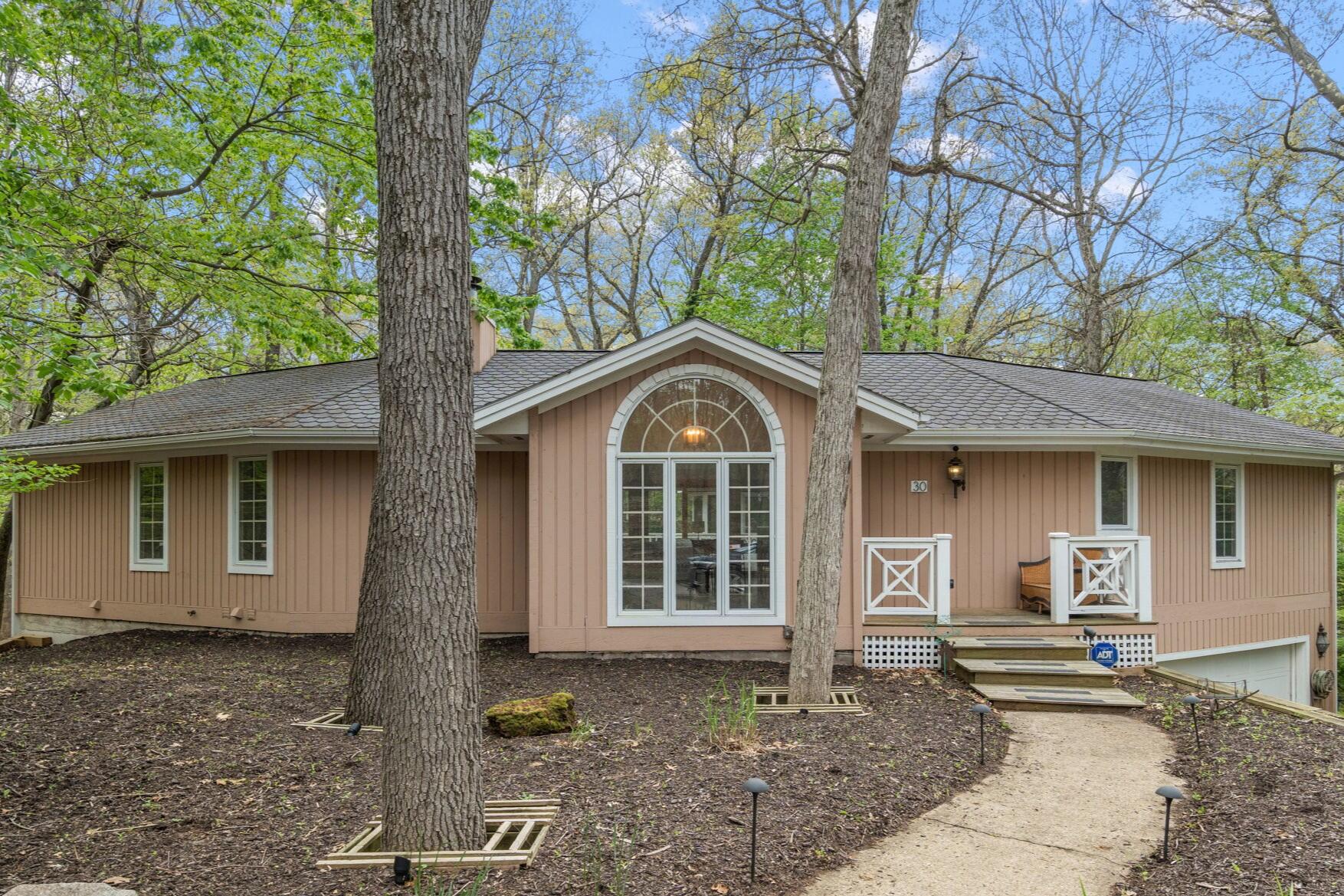 30 Briarwood Trail New Buffalo MI 49117