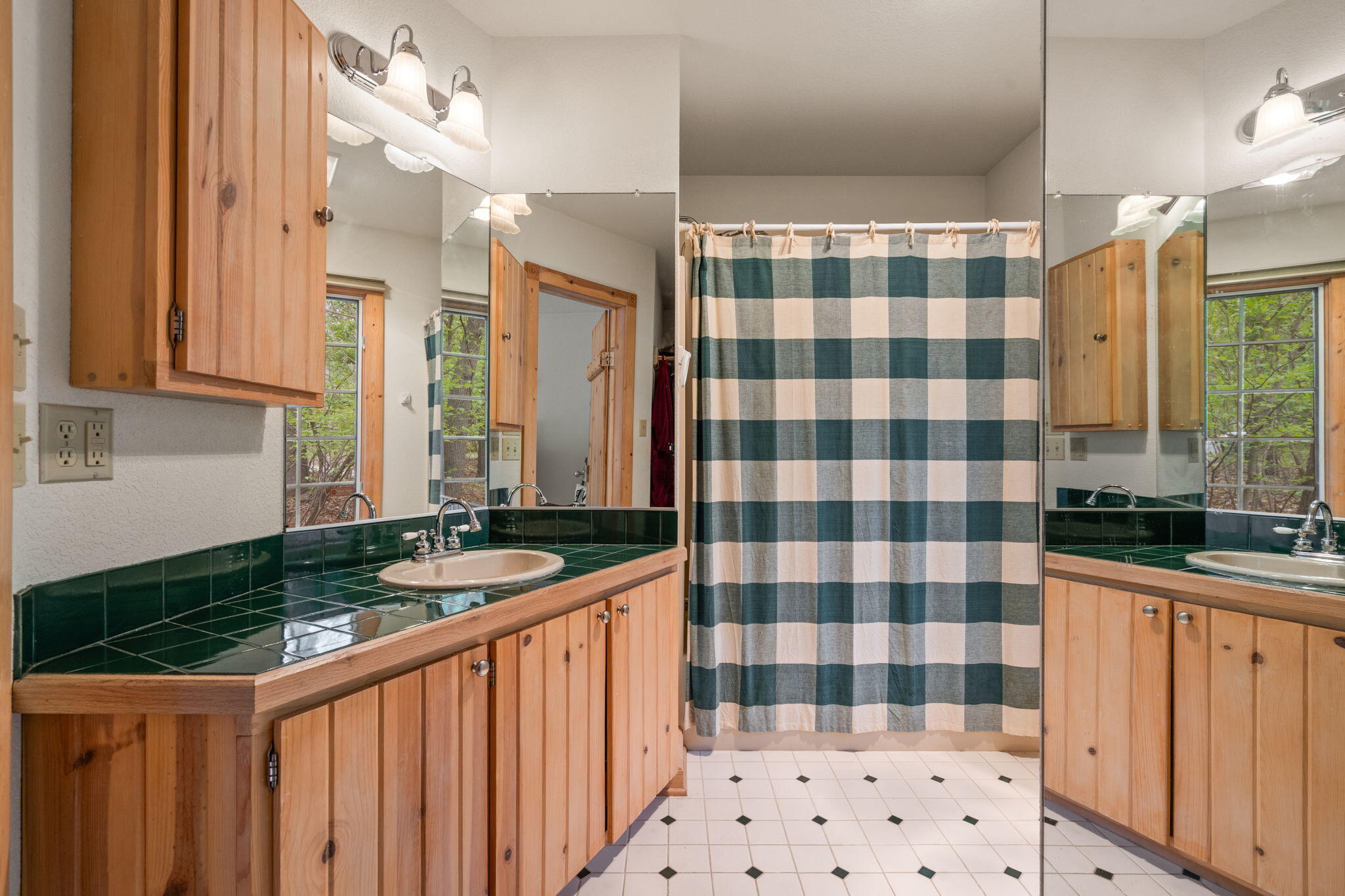 30 Briarwood Trail New Buffalo MI 49117