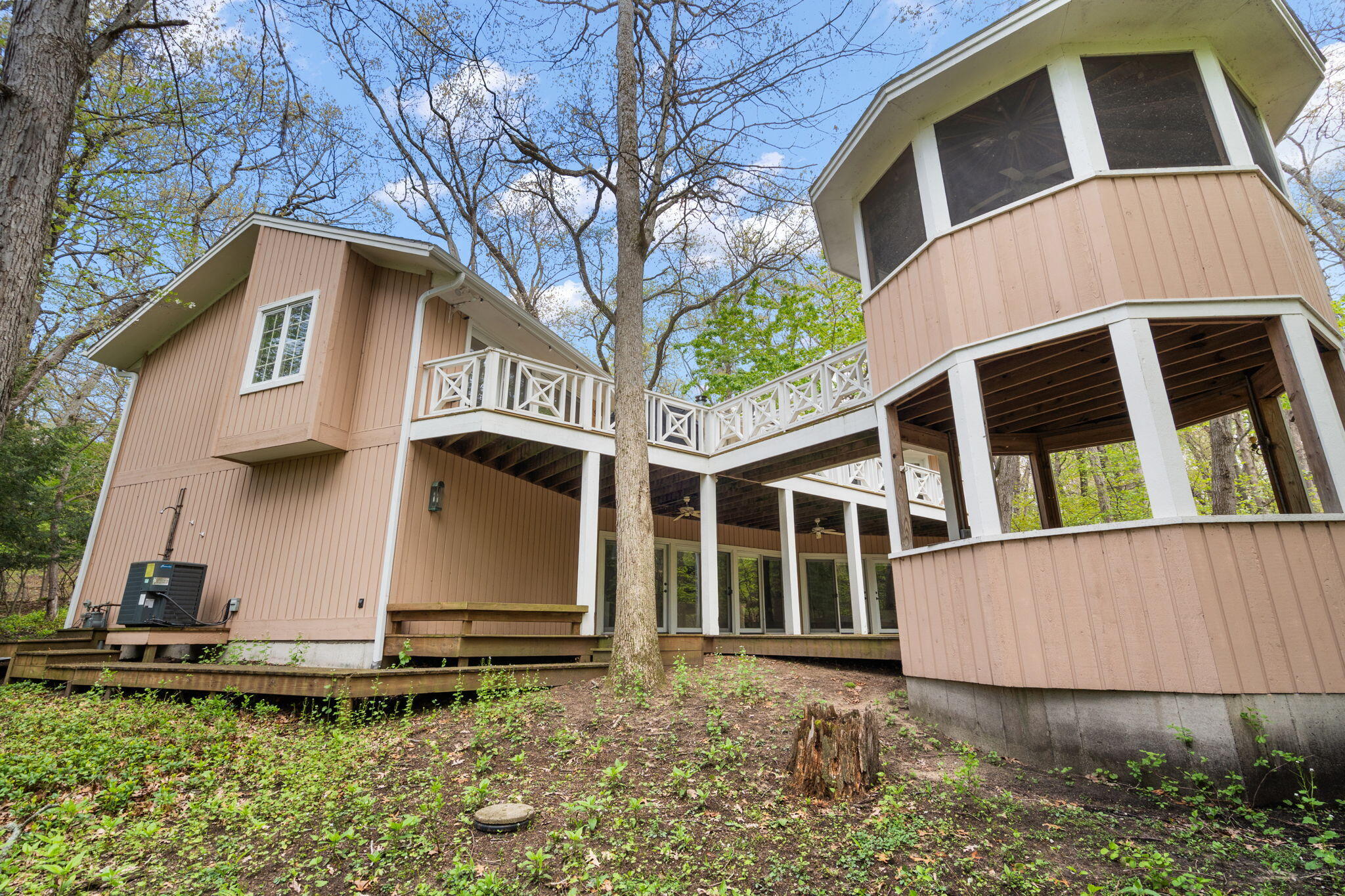 30 Briarwood Trail New Buffalo MI 49117