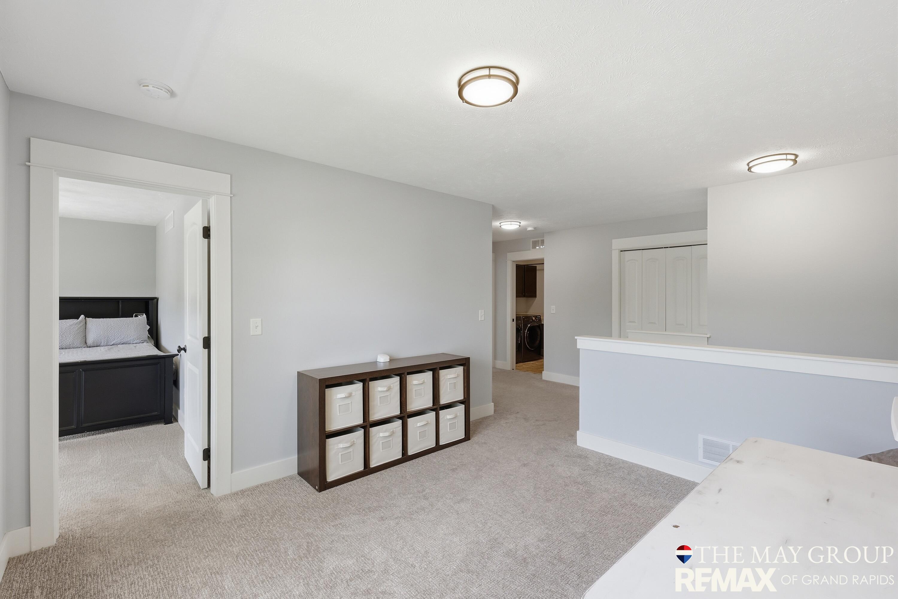 3414 Mason Ridge Drive NE Grand Rapids MI 49525