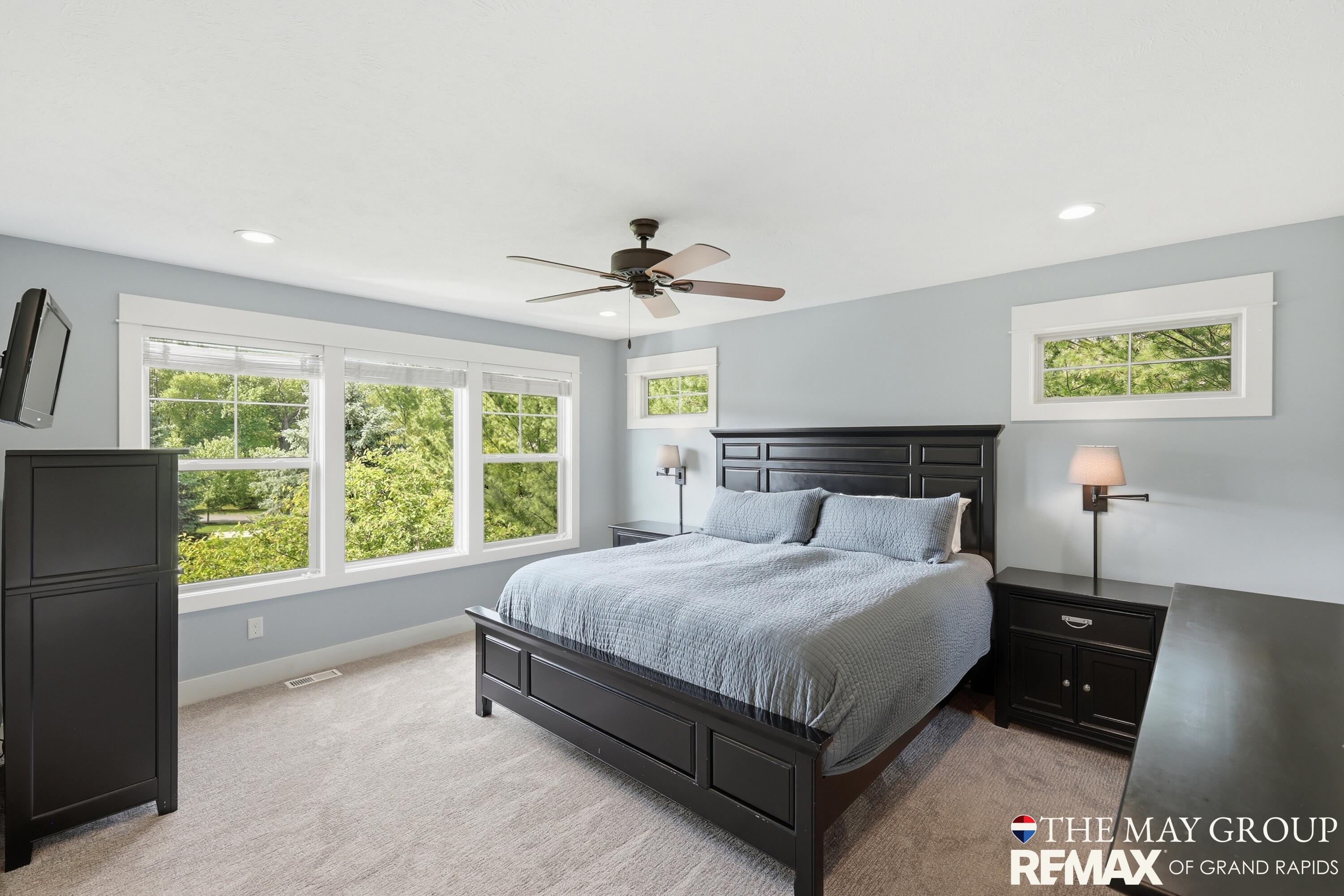 3414 Mason Ridge Drive NE Grand Rapids MI 49525