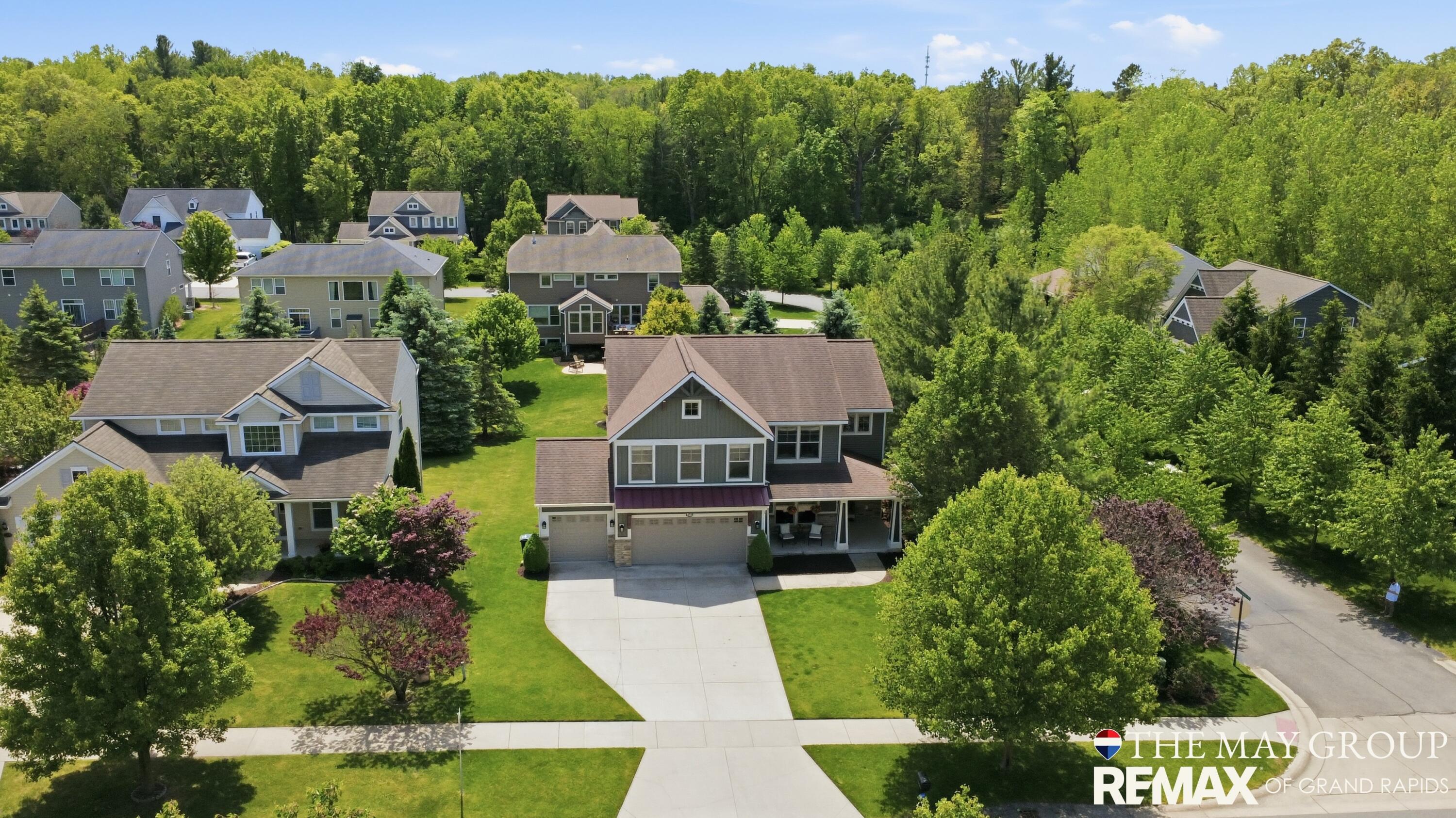 3414 Mason Ridge Drive NE Grand Rapids MI 49525