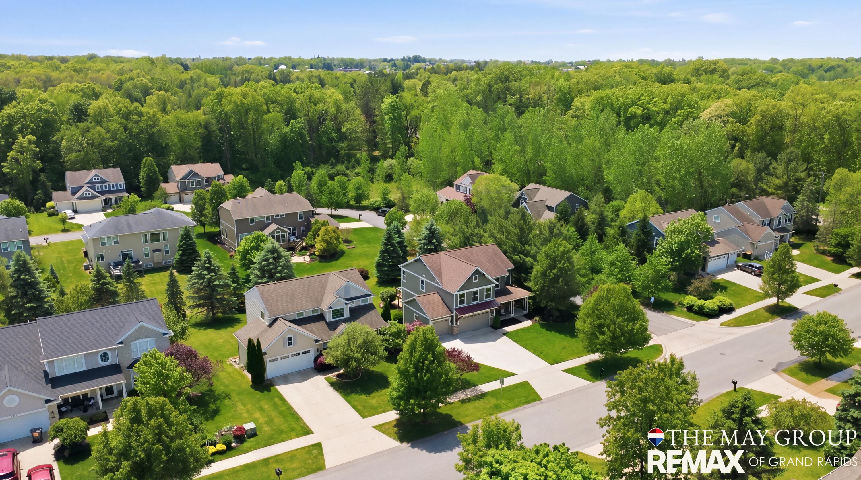 3414 Mason Ridge Drive NE Grand Rapids MI 49525