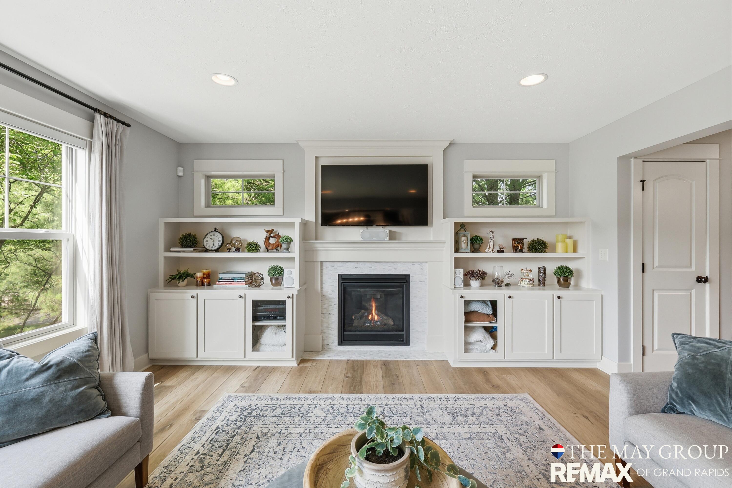 3414 Mason Ridge Drive NE Grand Rapids MI 49525