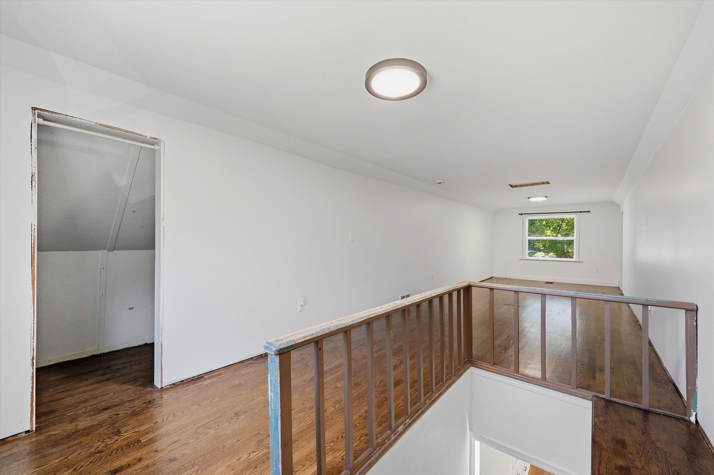 835 W Silver Lake Road Fenton MI 48430