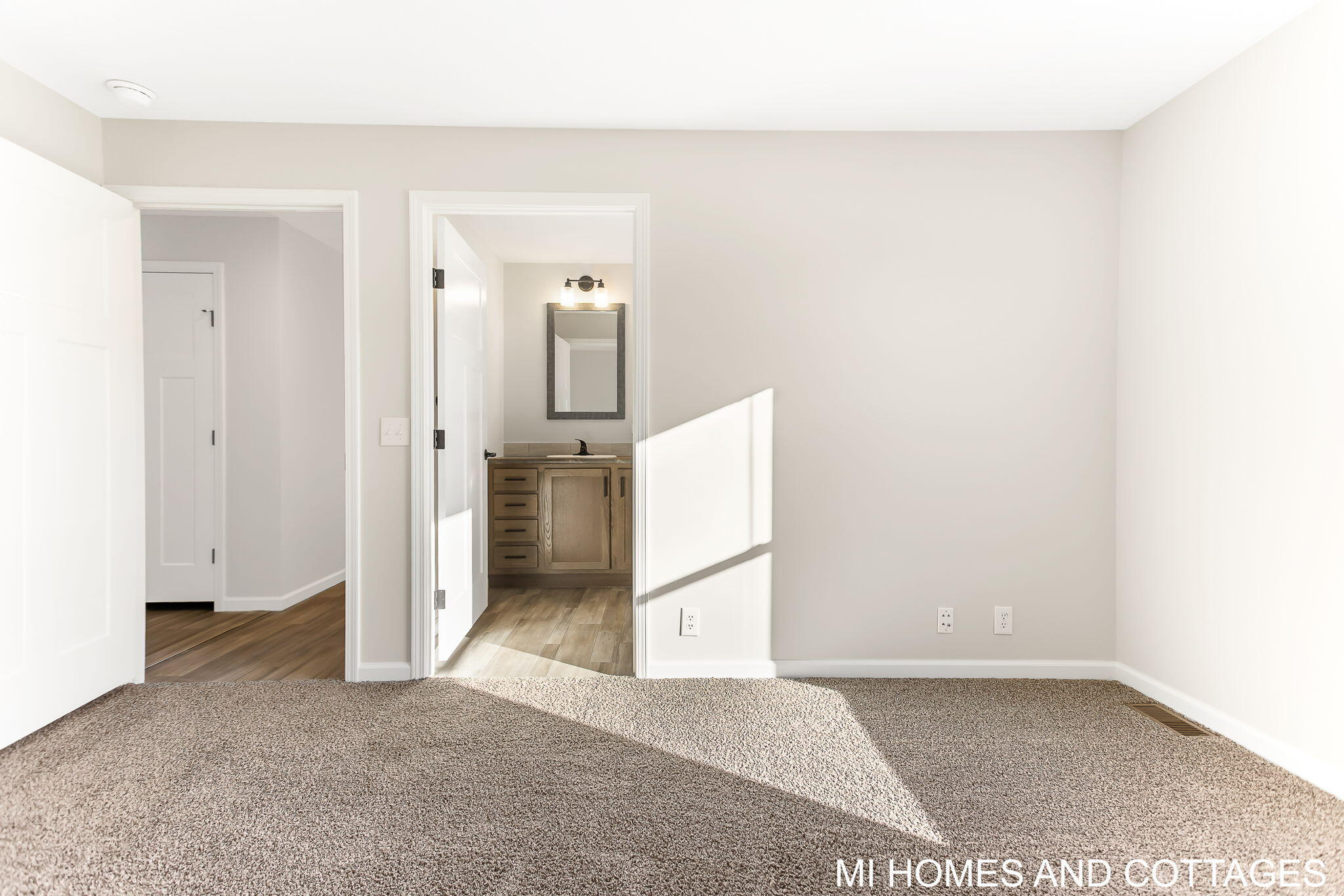 5216 Mulberry Lane Holland MI 49423