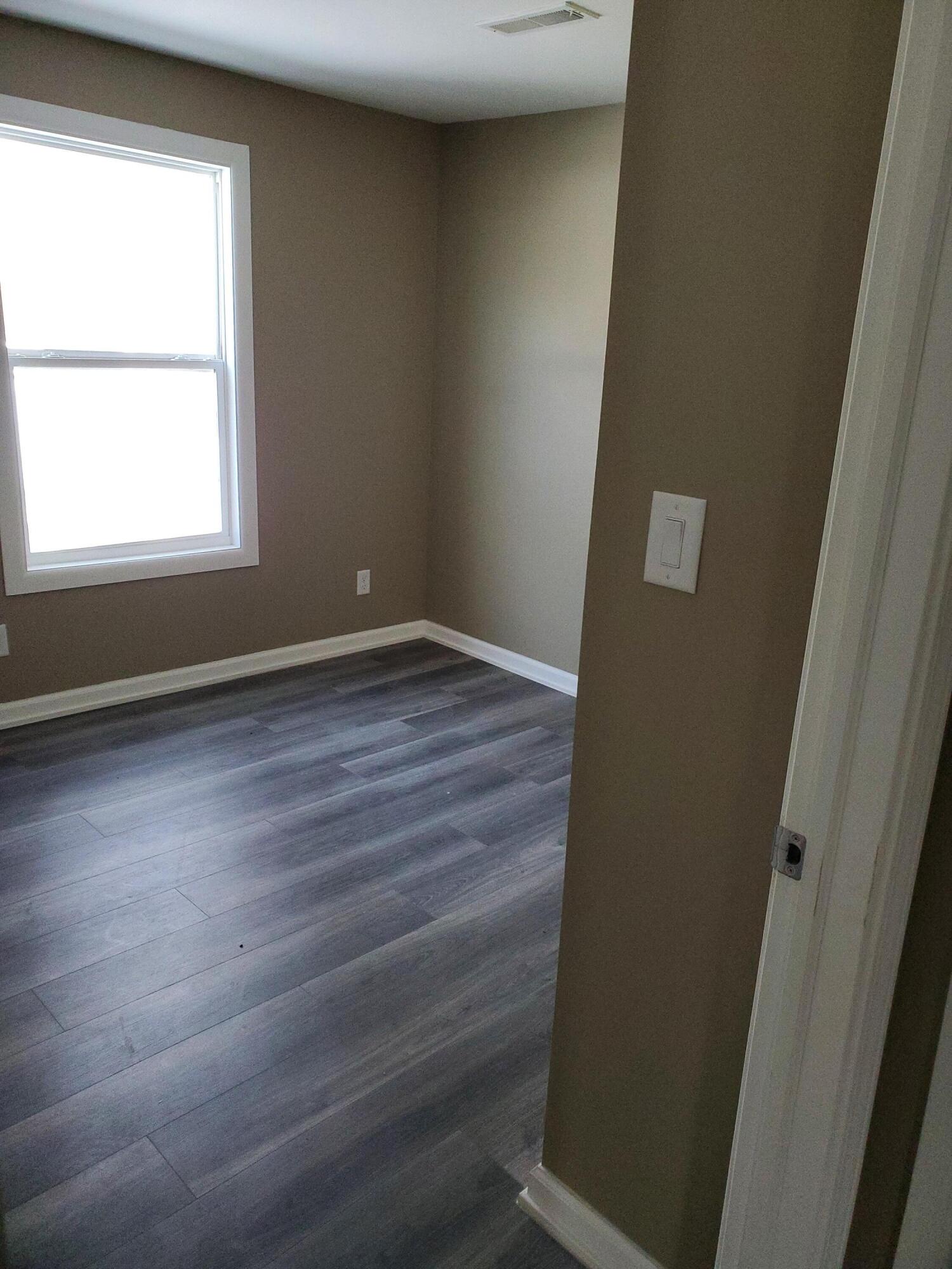 1347 Rose Avenue Benton Harbor MI 49022