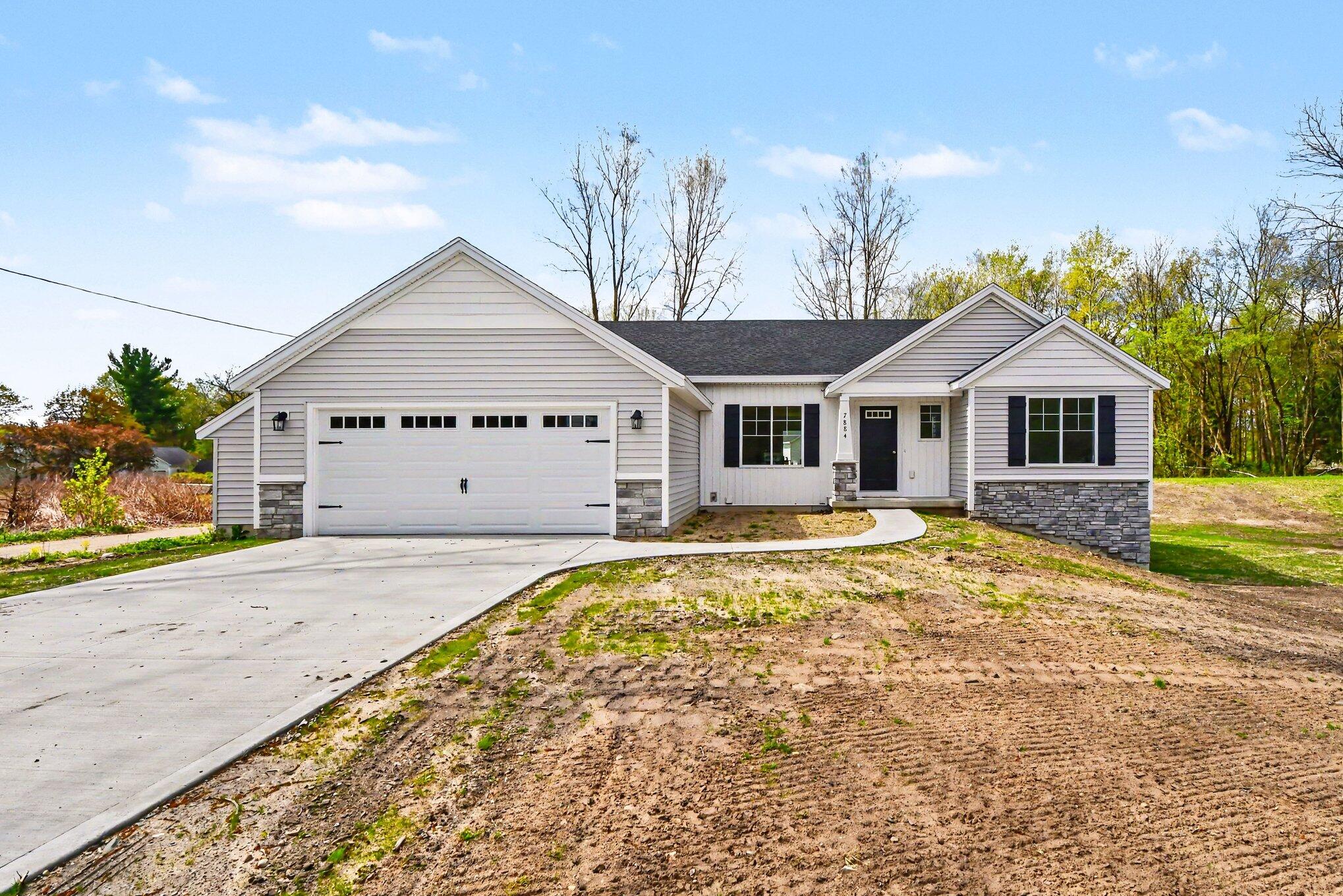 7884 Cannonsburg Road NE Rockford MI 49341