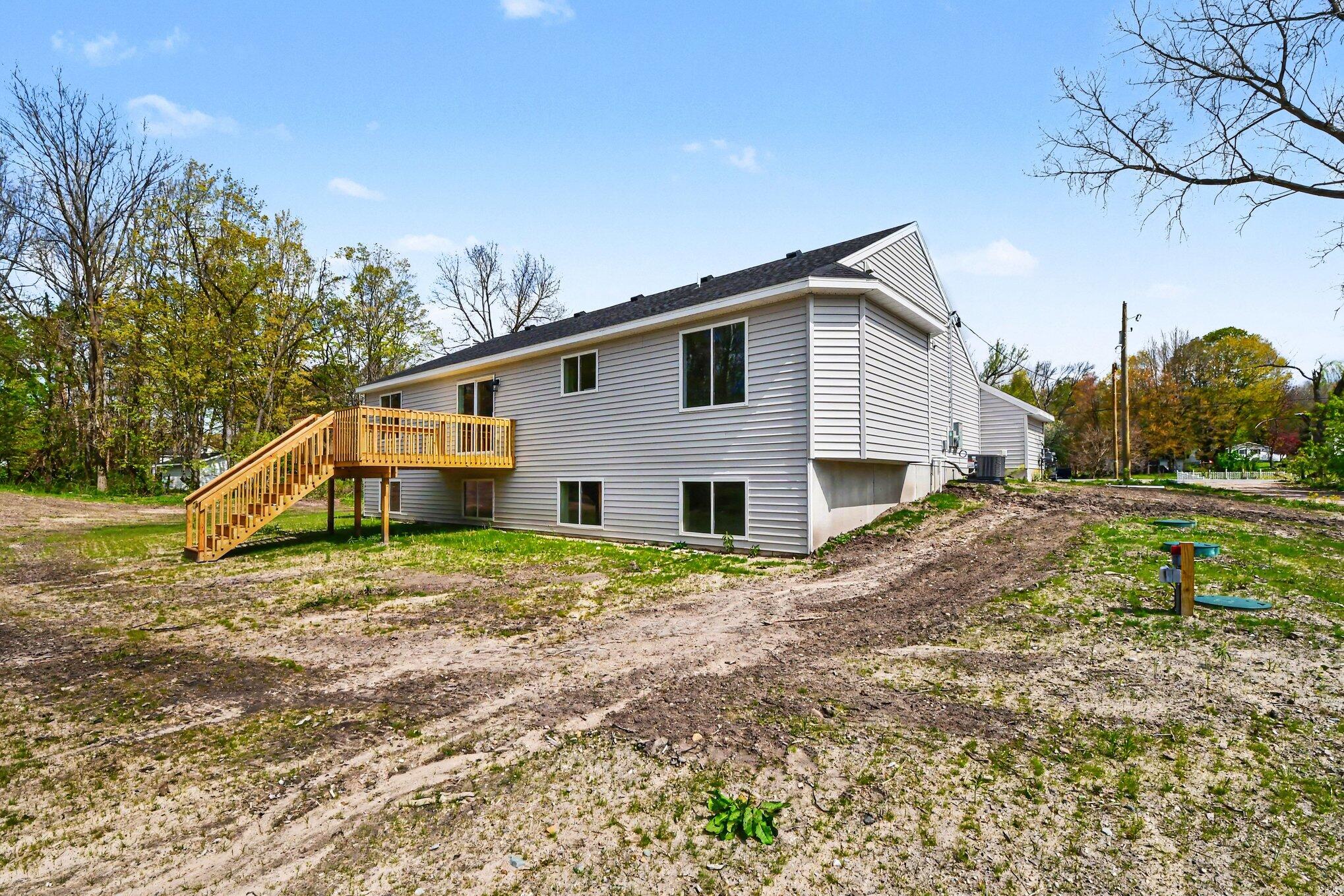 7884 Cannonsburg Road NE Rockford MI 49341