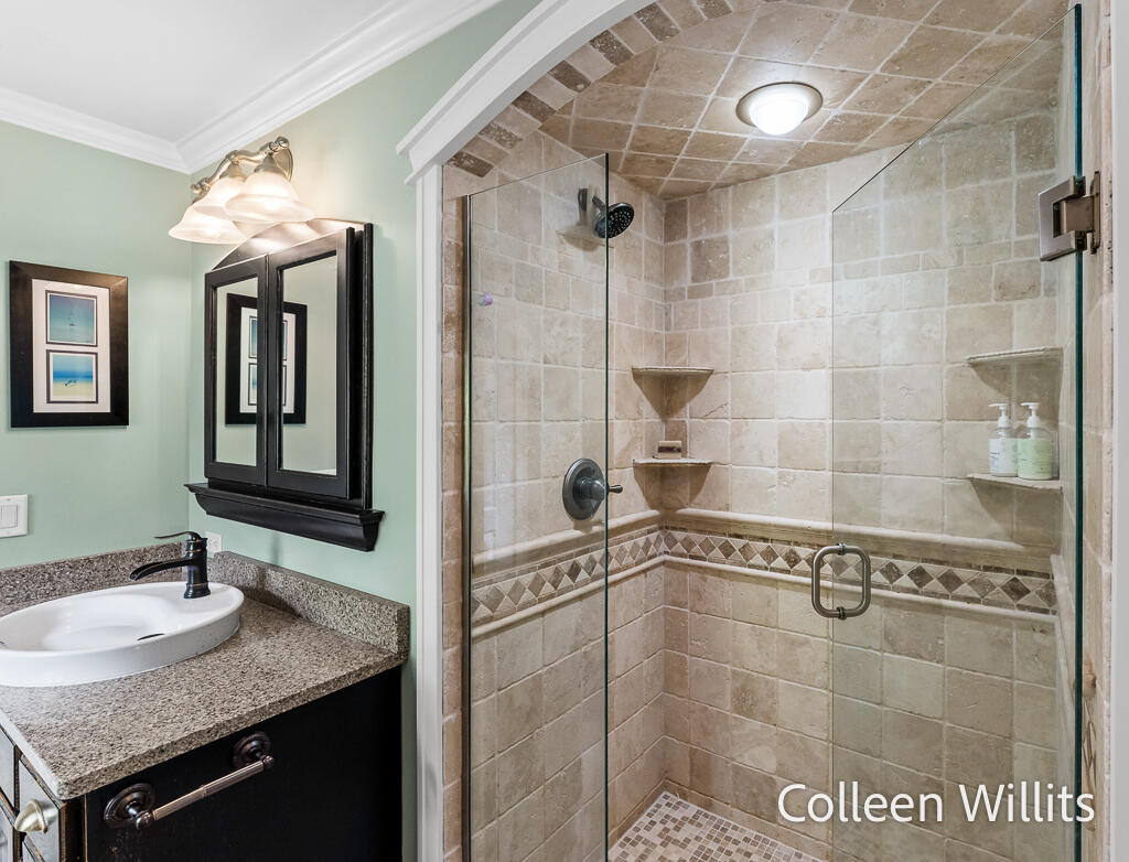 3821 Balsam Avenue NE Grand Rapids MI 49525