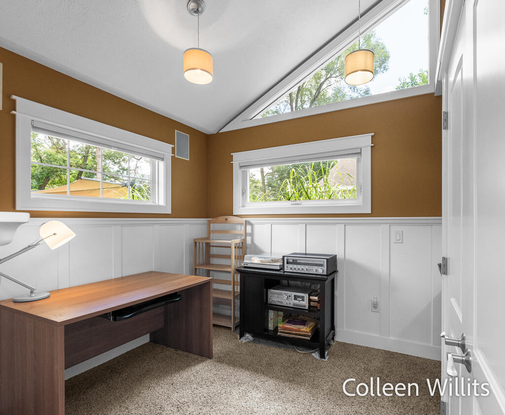 3821 Balsam Avenue NE Grand Rapids MI 49525