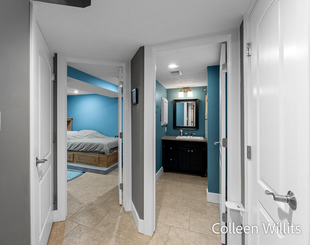 3821 Balsam Avenue NE Grand Rapids MI 49525
