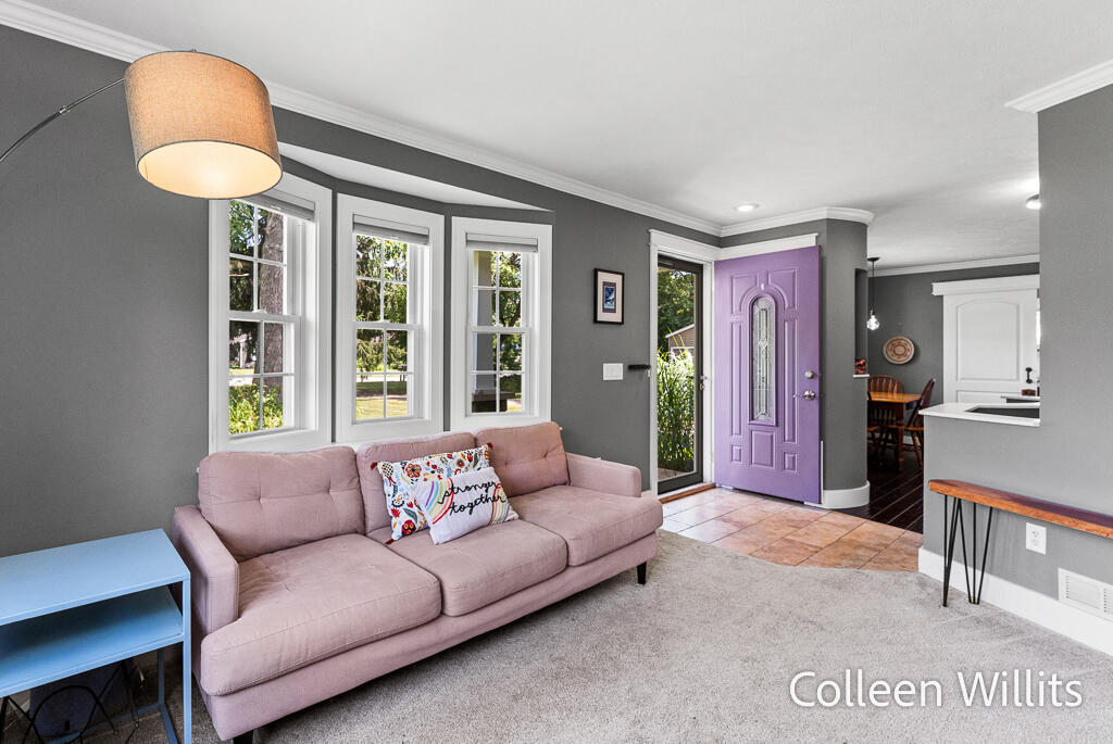 3821 Balsam Avenue NE Grand Rapids MI 49525