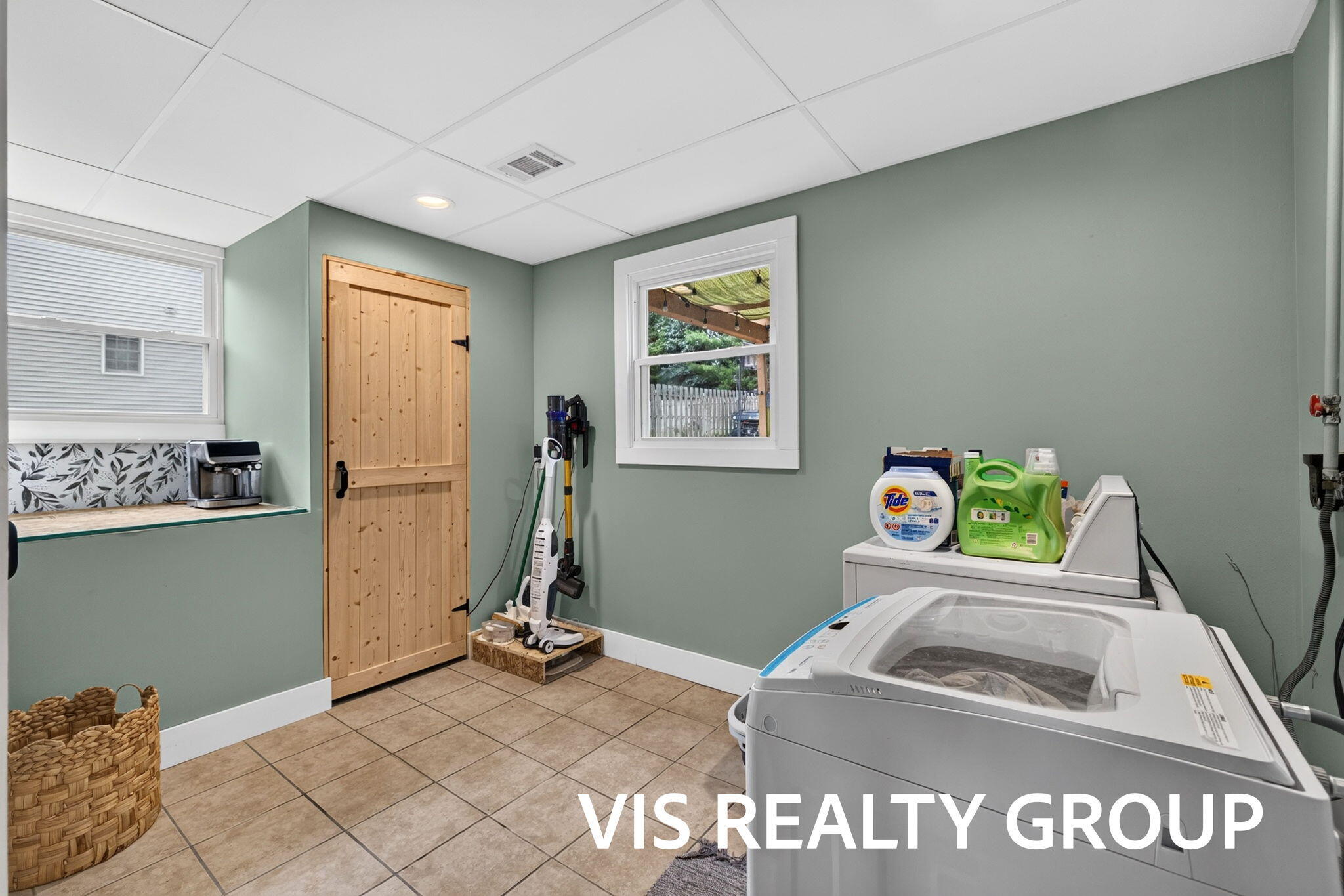 531 E Chadwick Drive Muskegon MI 49445