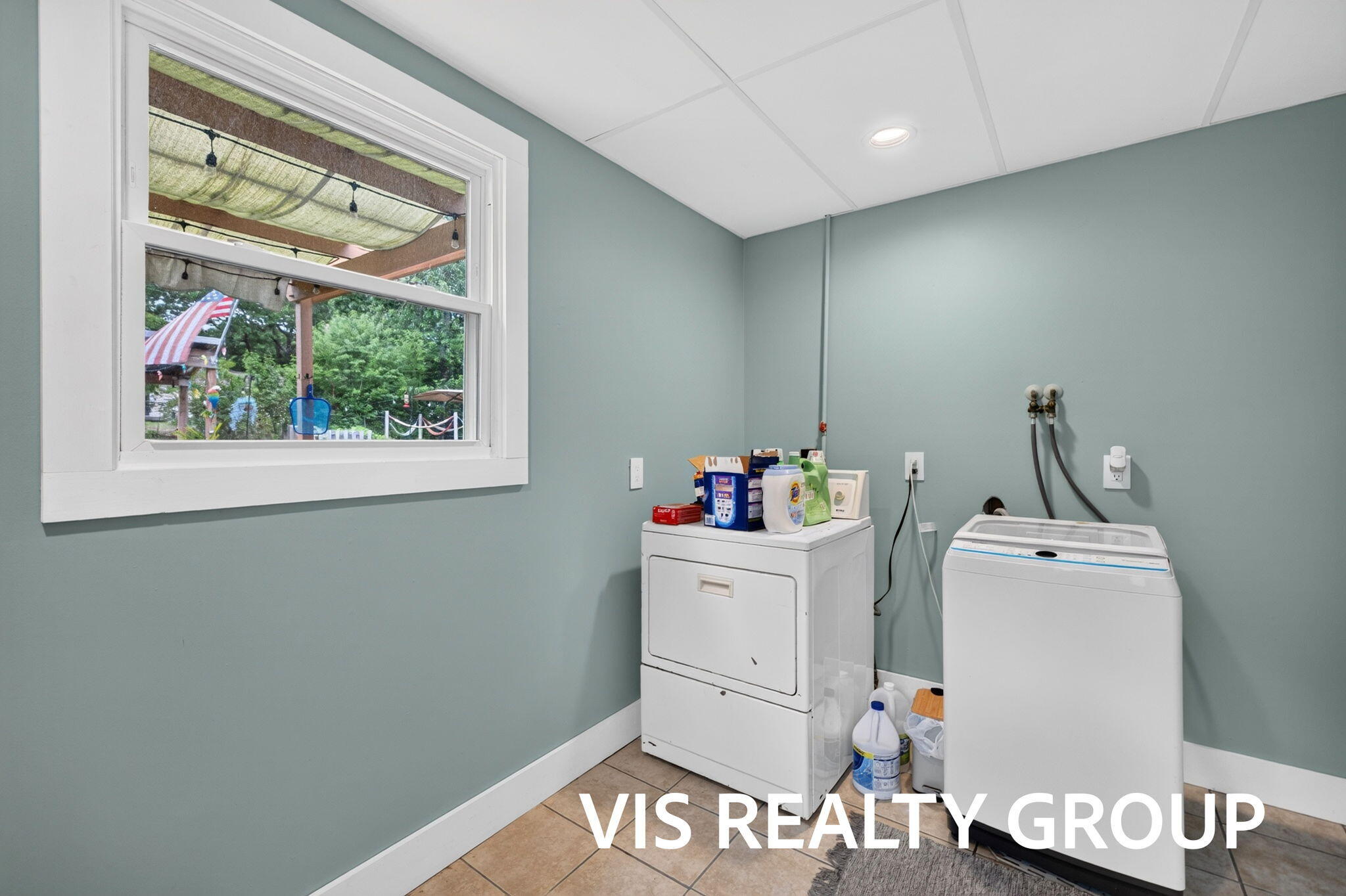 531 E Chadwick Drive Muskegon MI 49445