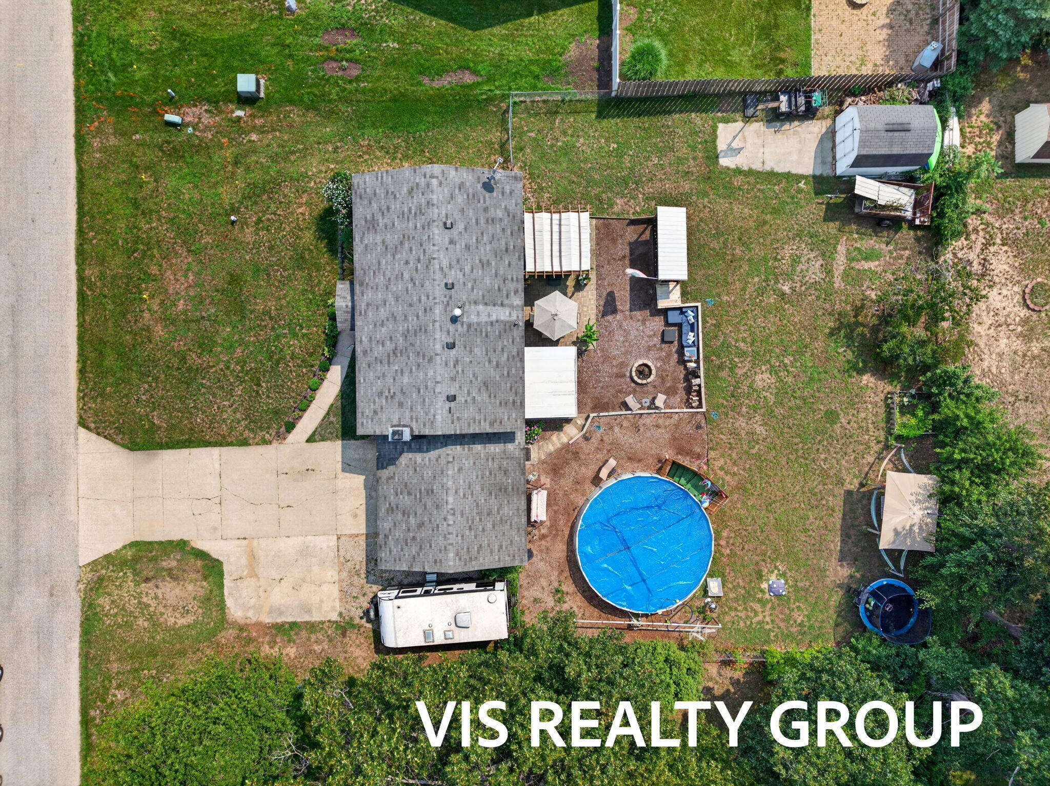 531 E Chadwick Drive Muskegon MI 49445