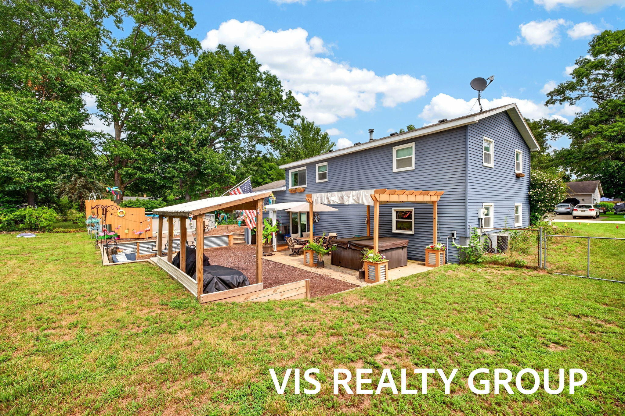 531 E Chadwick Drive Muskegon MI 49445