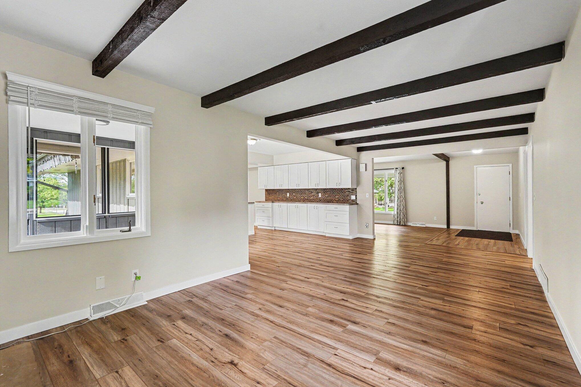 3925 Chamberlain Avenue SE Grand Rapids MI 49508