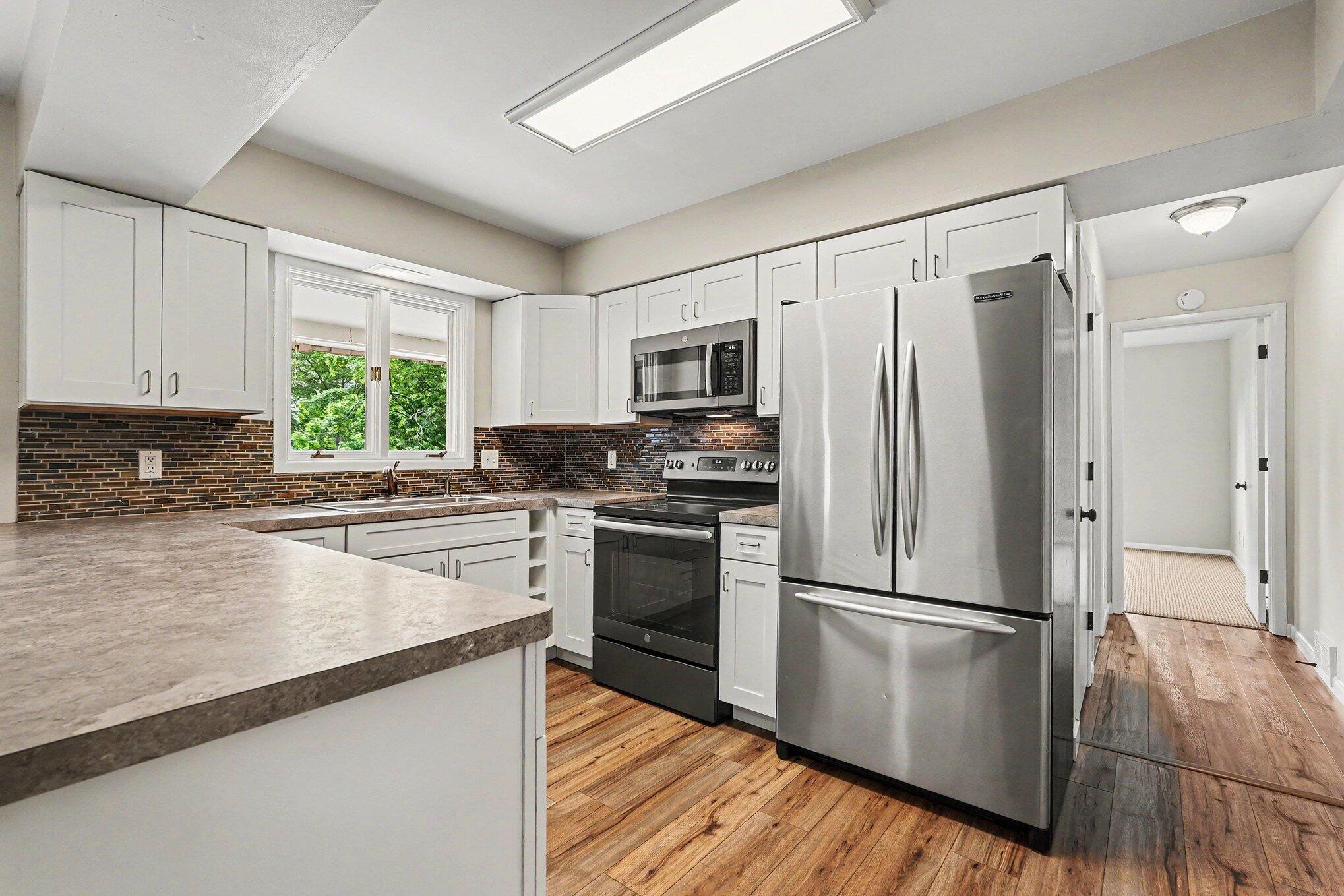 3925 Chamberlain Avenue SE Grand Rapids MI 49508