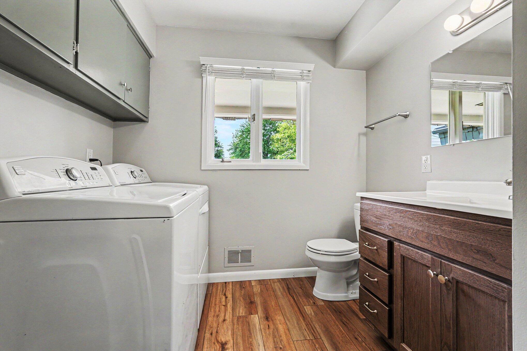 3925 Chamberlain Avenue SE Grand Rapids MI 49508