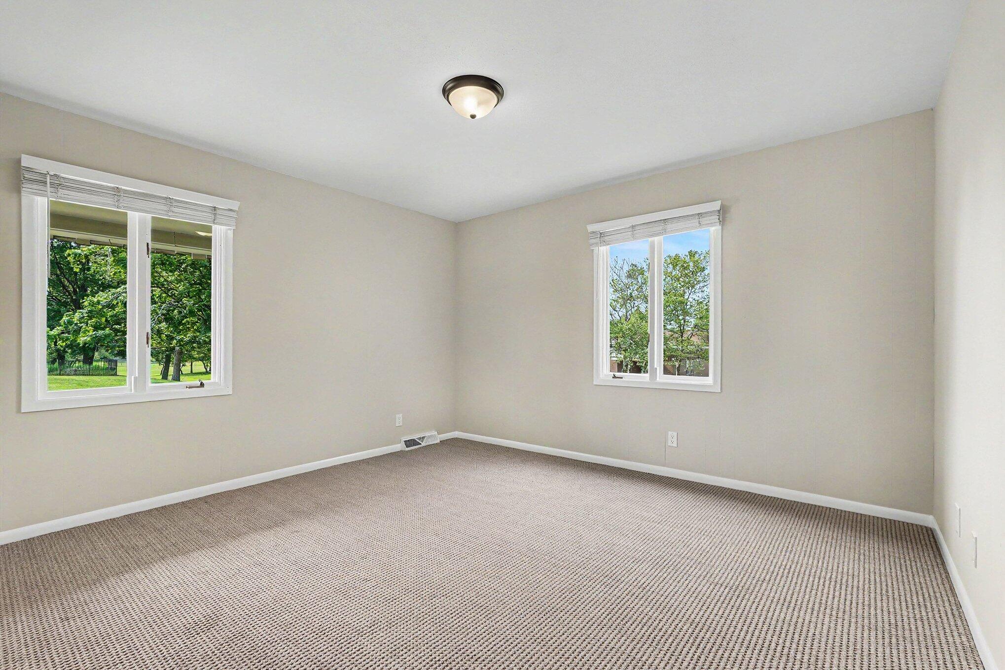 3925 Chamberlain Avenue SE Grand Rapids MI 49508