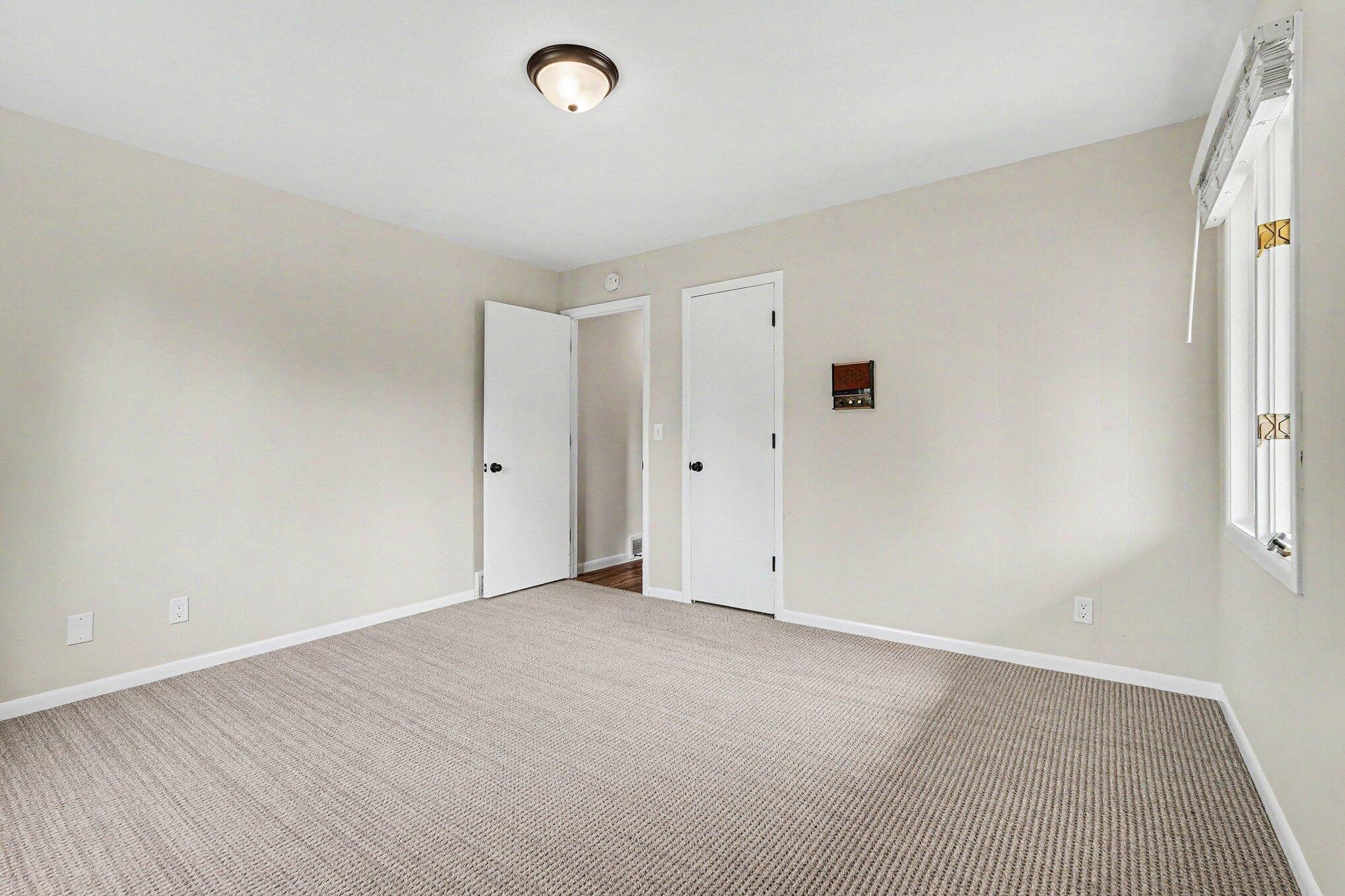 3925 Chamberlain Avenue SE Grand Rapids MI 49508