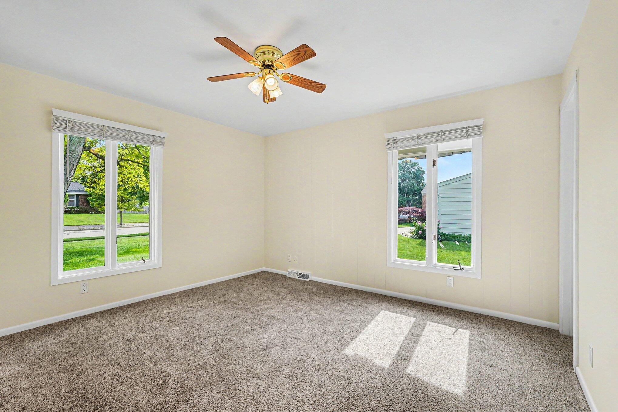 3925 Chamberlain Avenue SE Grand Rapids MI 49508
