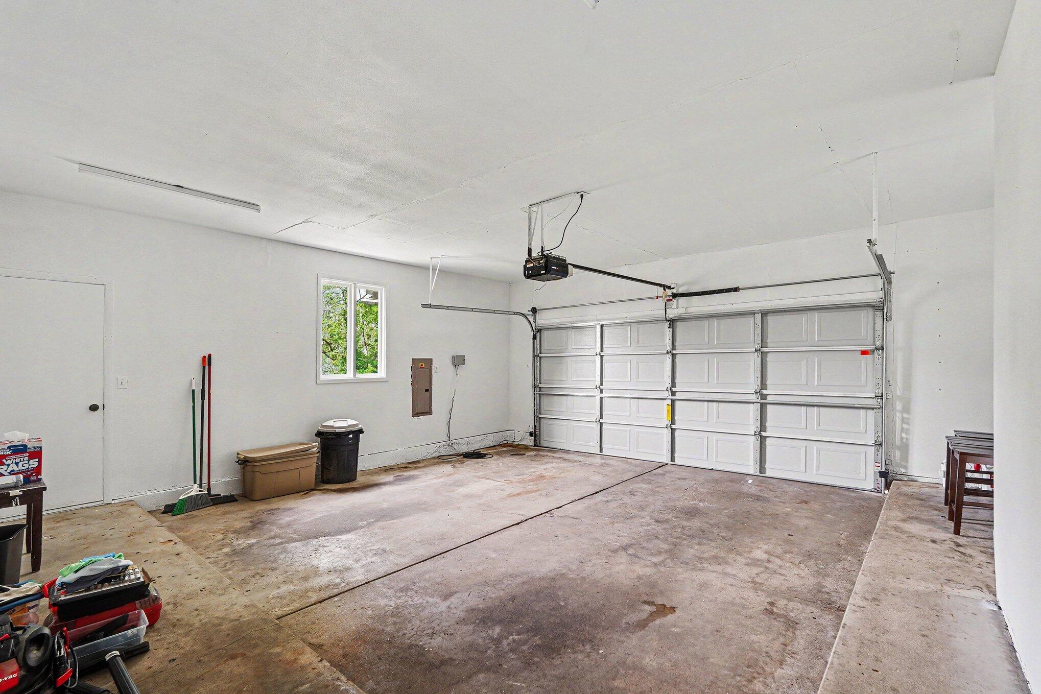 3925 Chamberlain Avenue SE Grand Rapids MI 49508