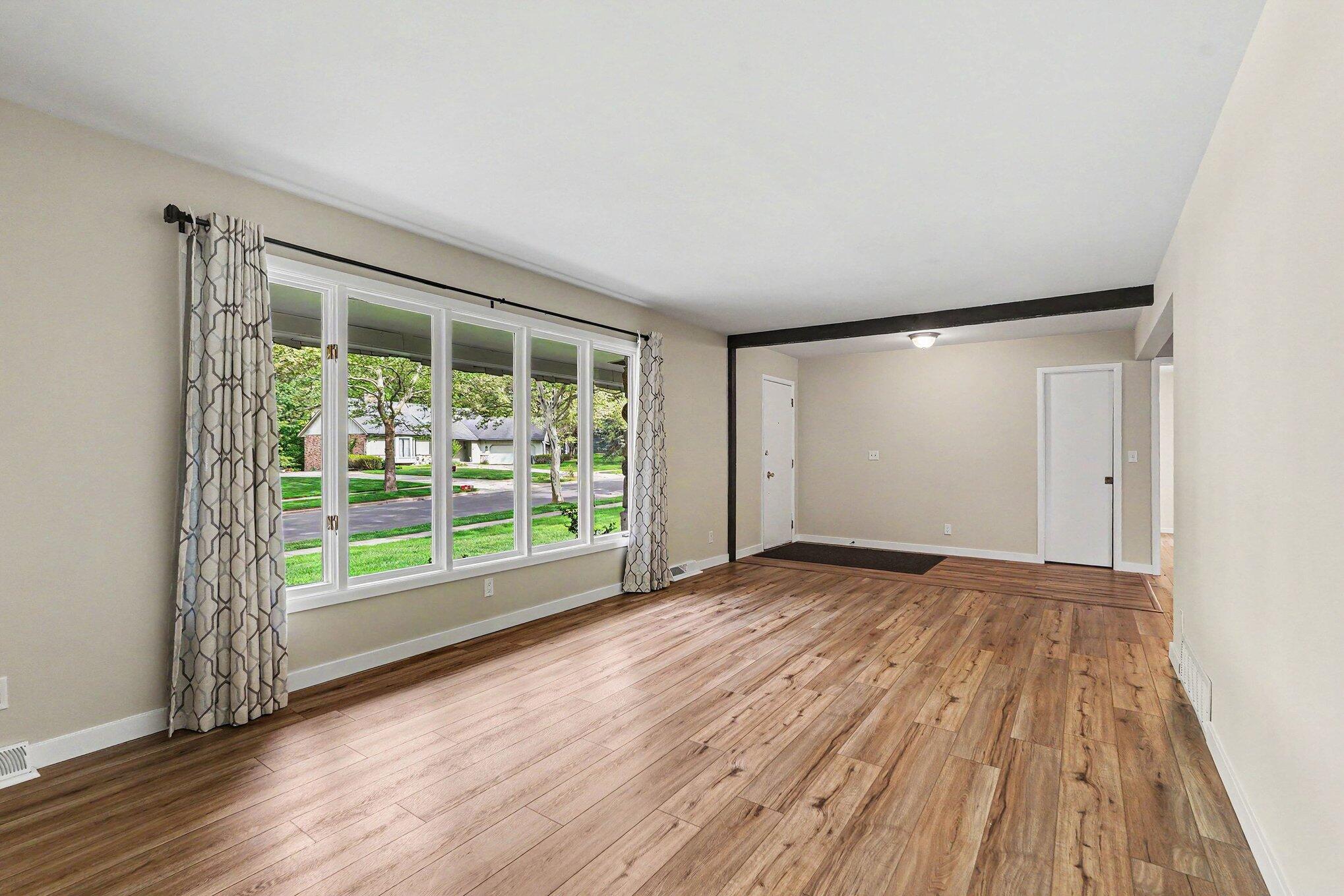 3925 Chamberlain Avenue SE Grand Rapids MI 49508