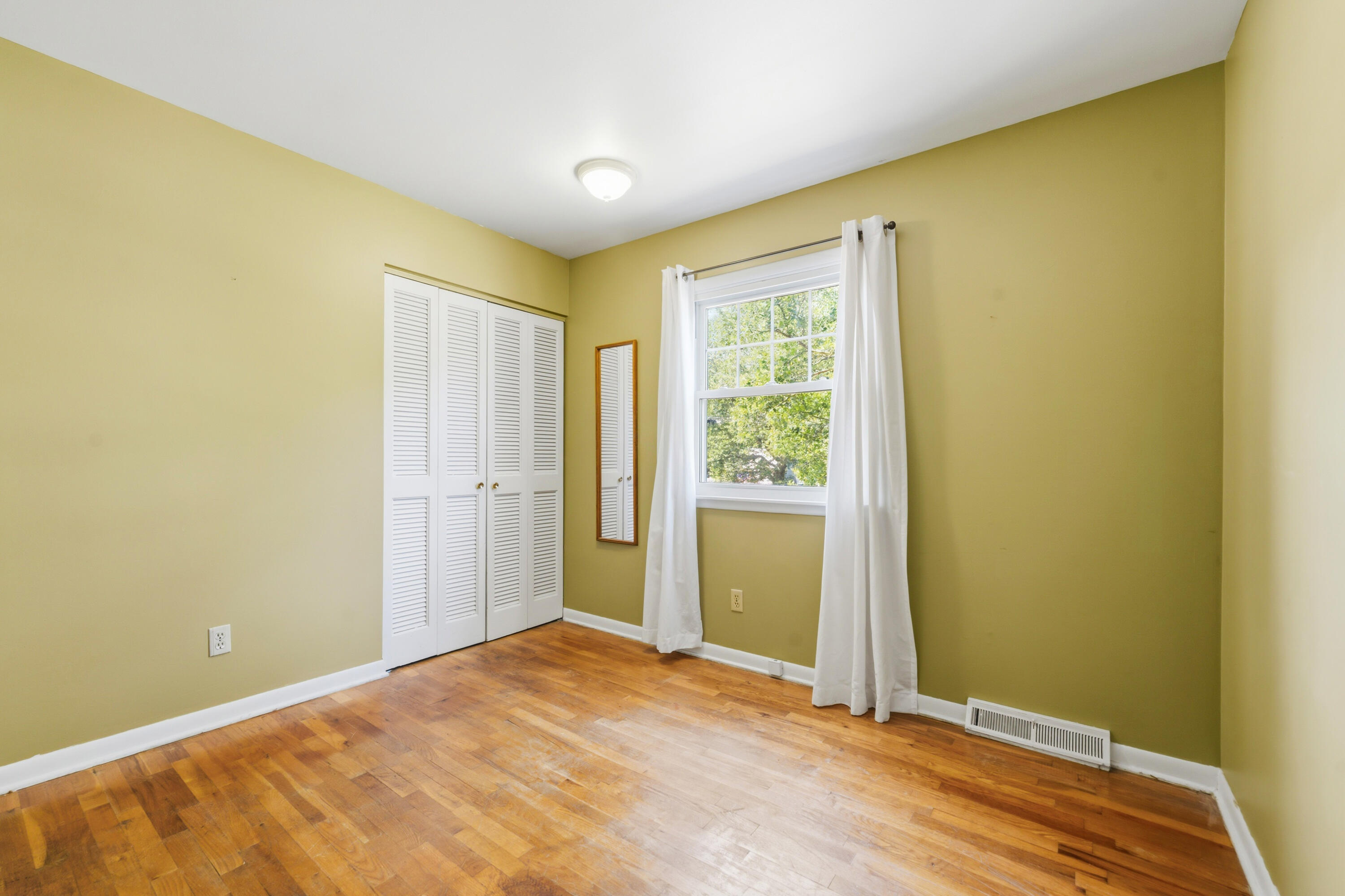 1818 Skyler Drive Kalamazoo MI 49008