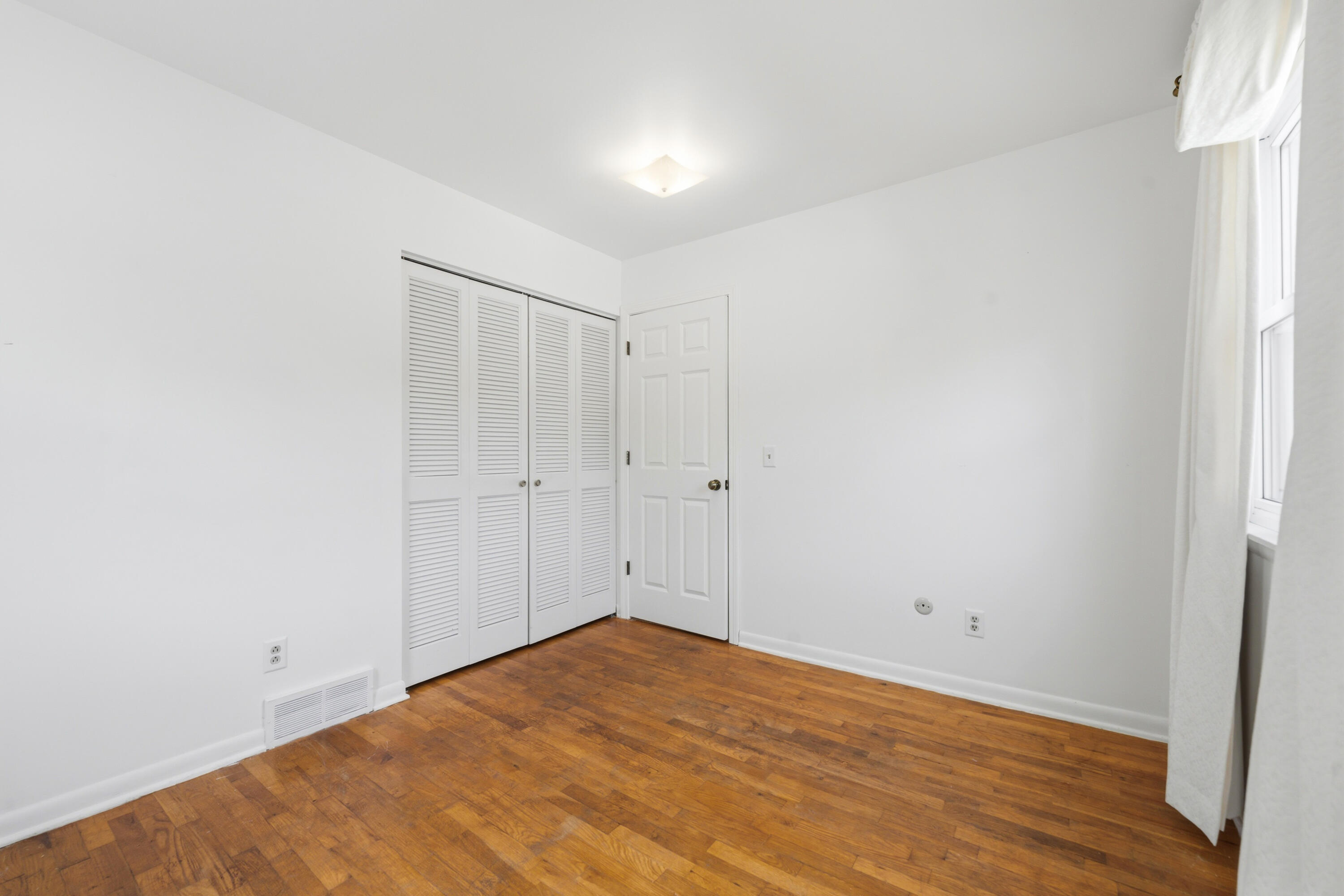 1818 Skyler Drive Kalamazoo MI 49008