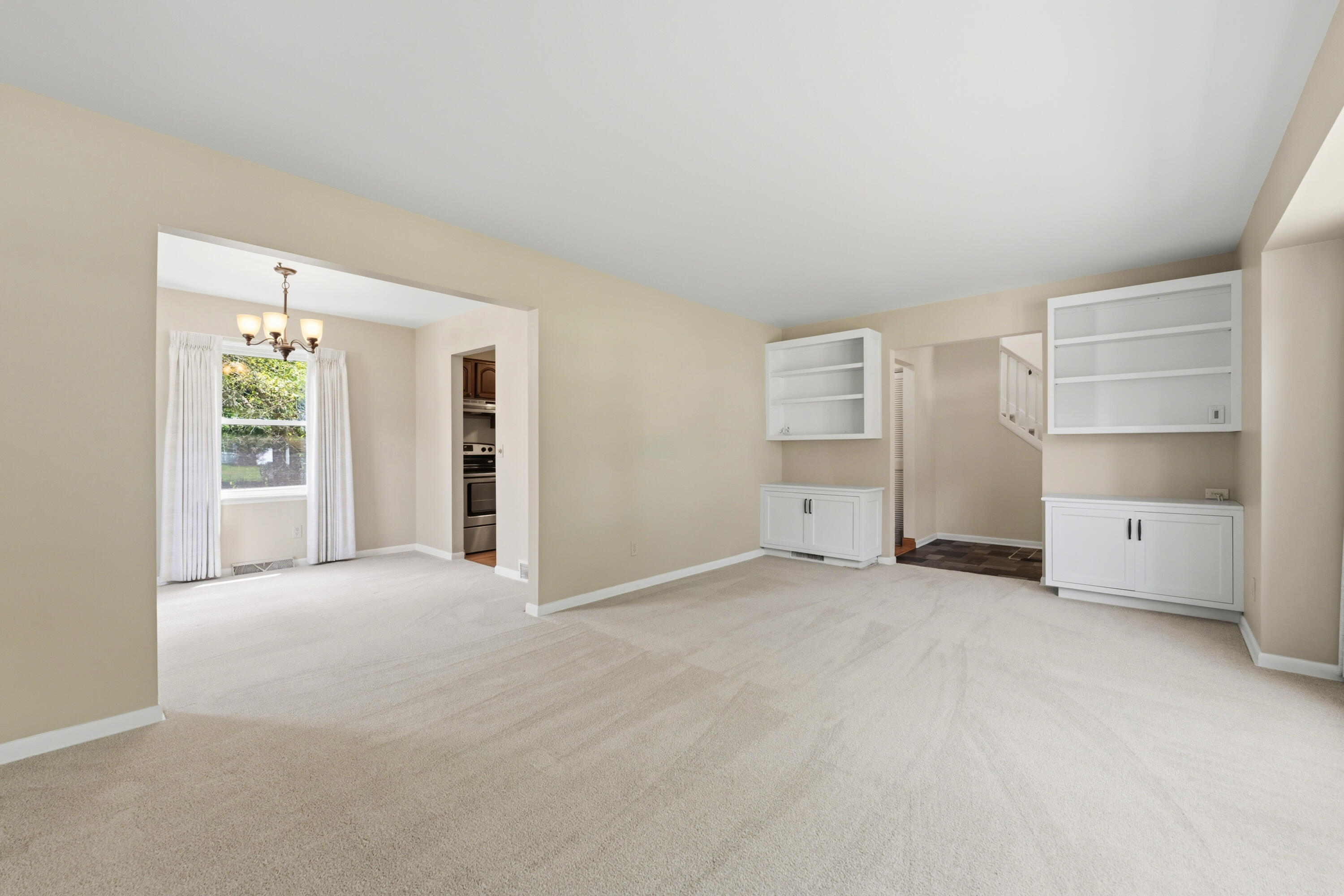 1818 Skyler Drive Kalamazoo MI 49008