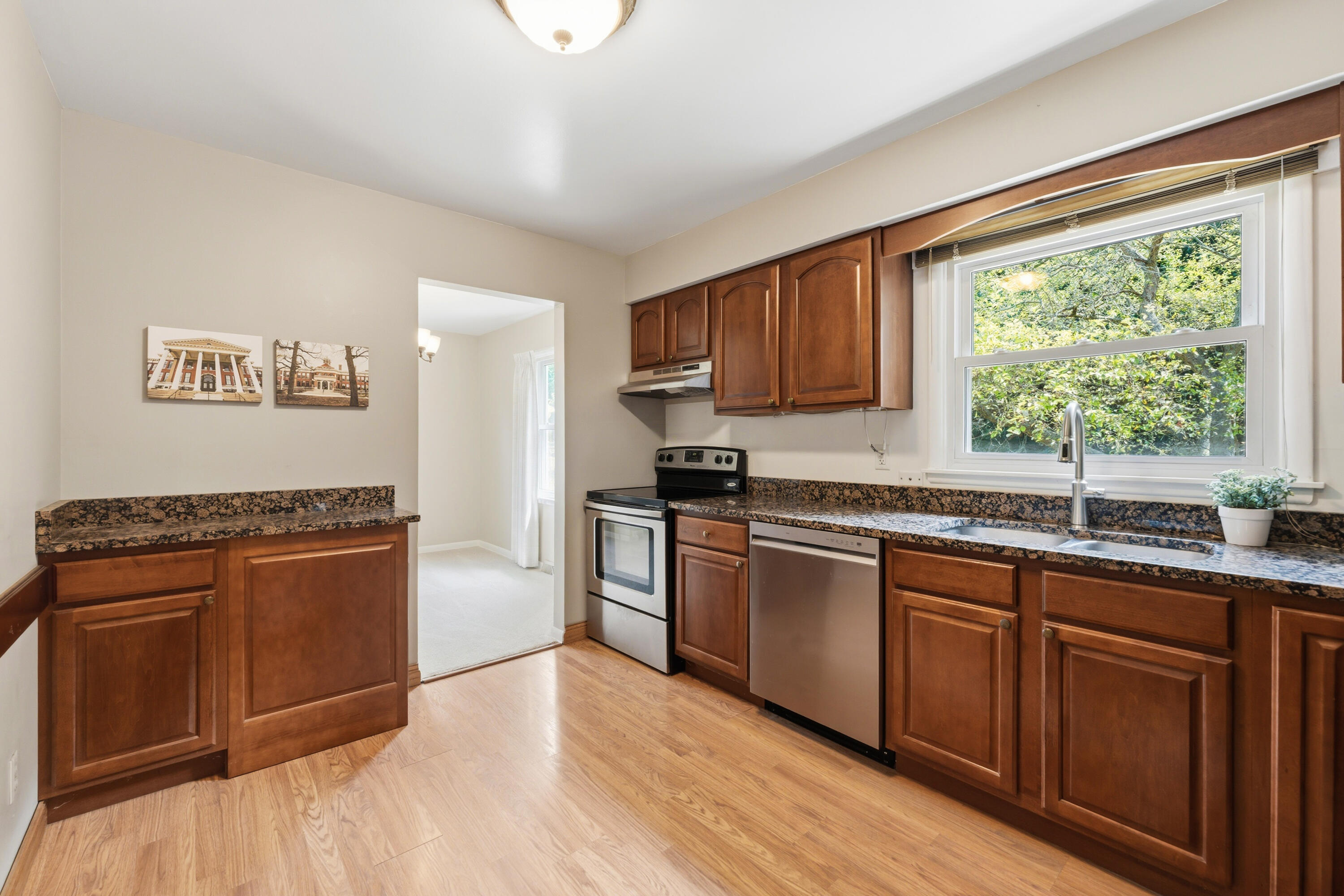 1818 Skyler Drive Kalamazoo MI 49008