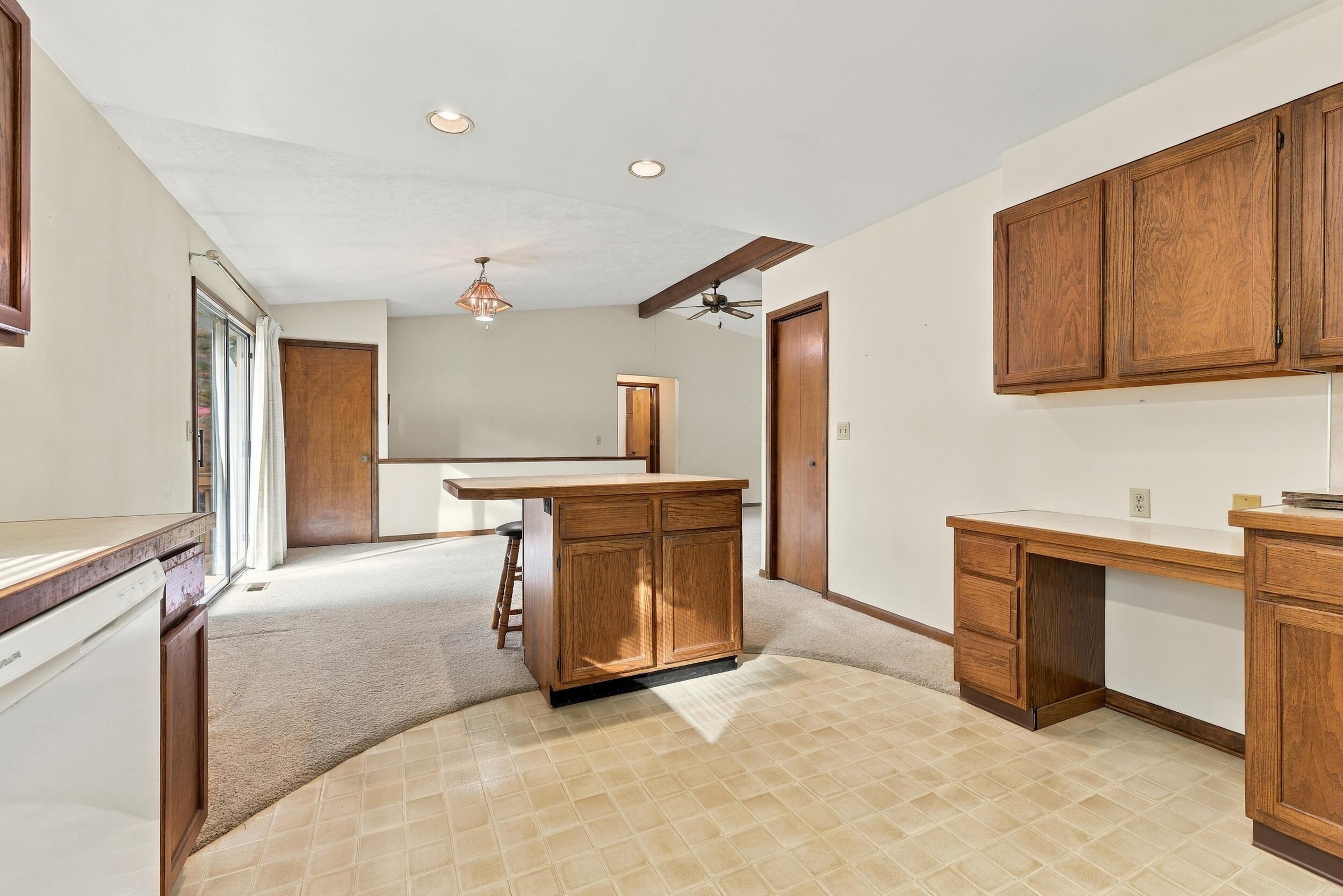 12926 N Bellwood Drive Holland MI 49424