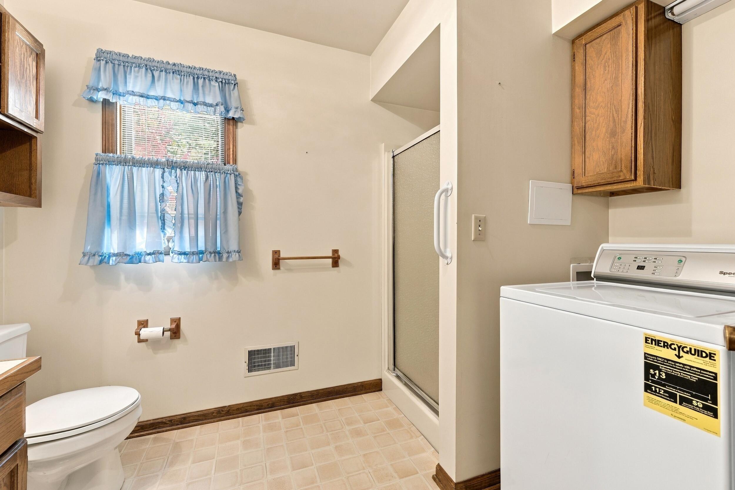 12926 N Bellwood Drive Holland MI 49424