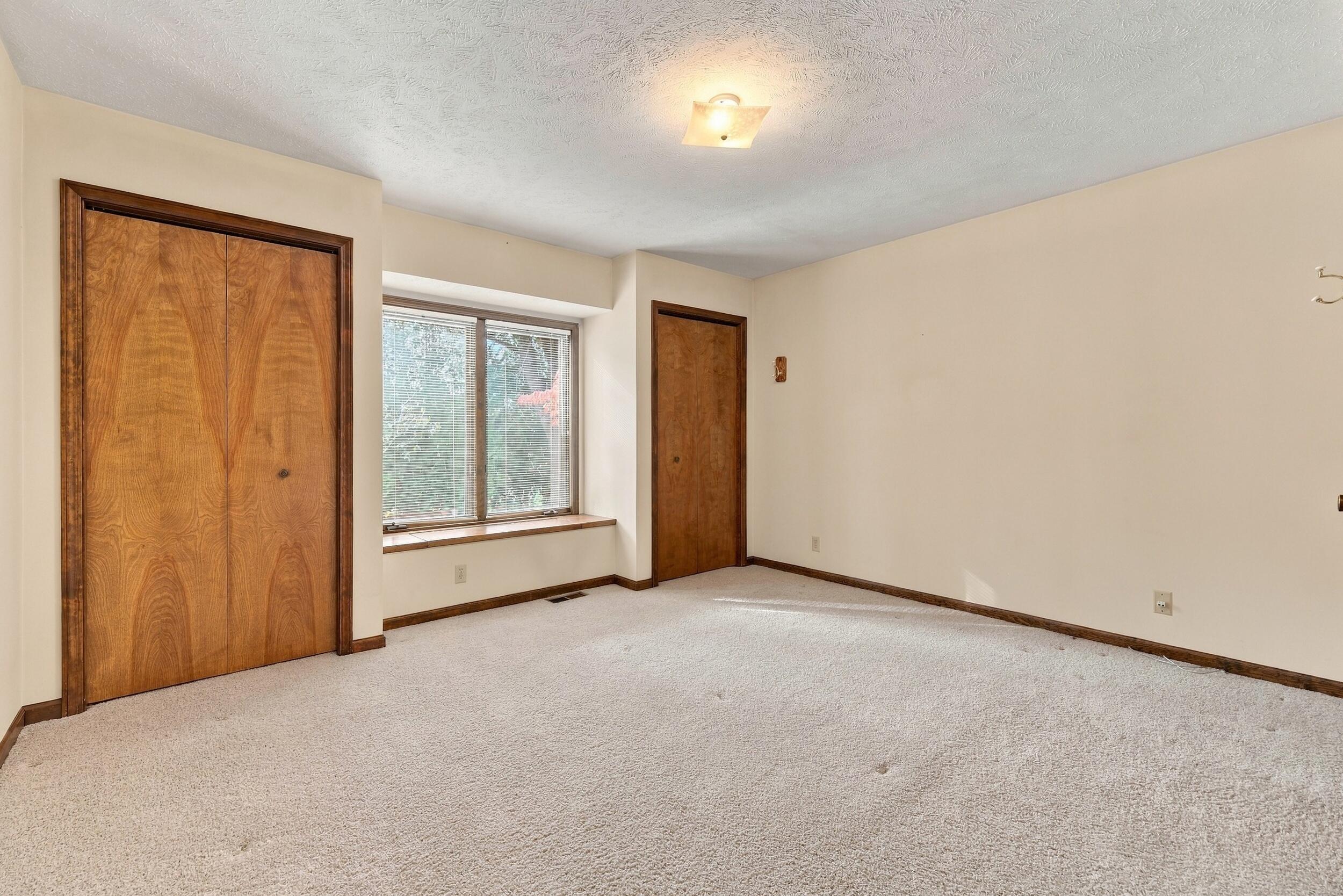 12926 N Bellwood Drive Holland MI 49424