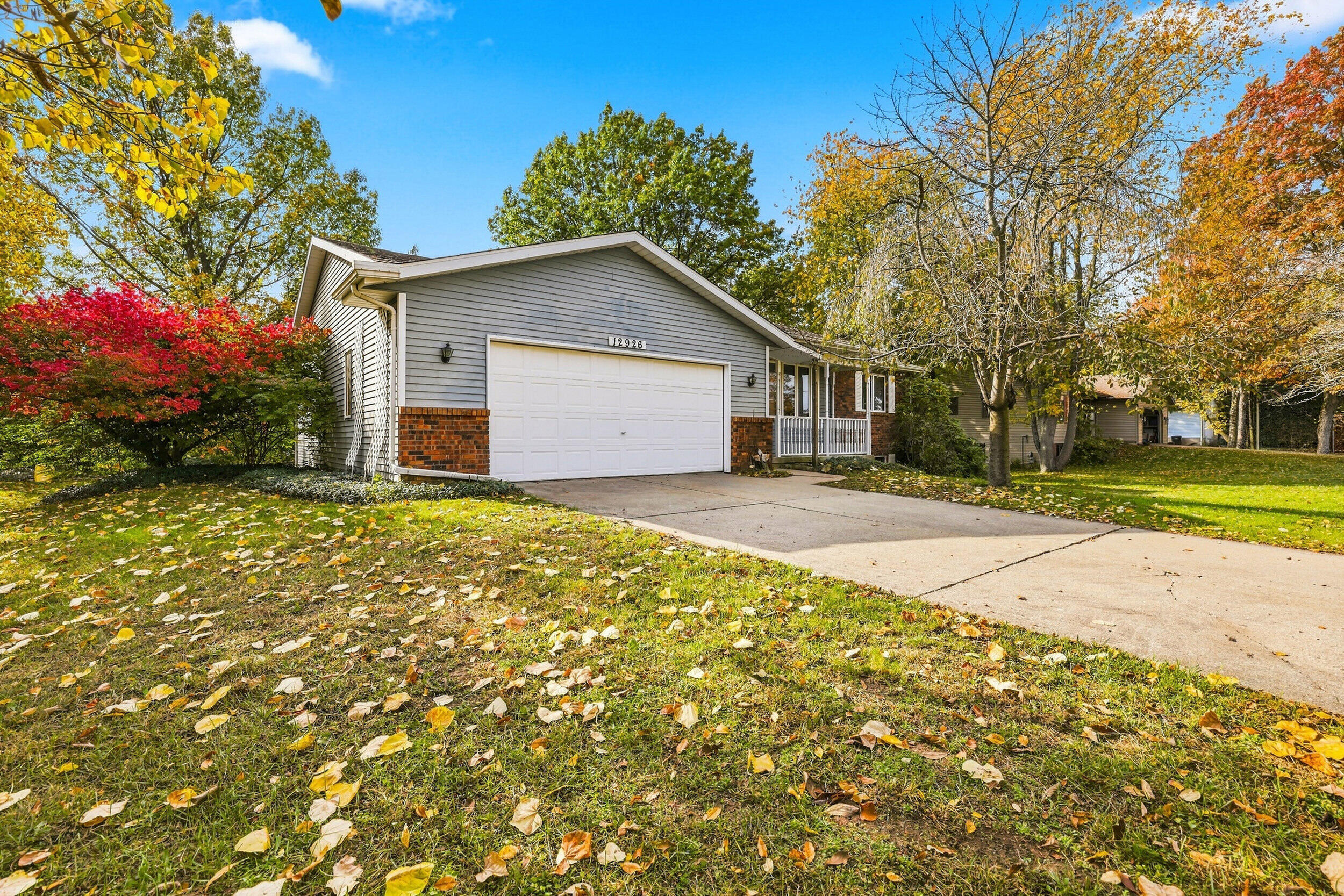12926 N Bellwood Drive Holland MI 49424