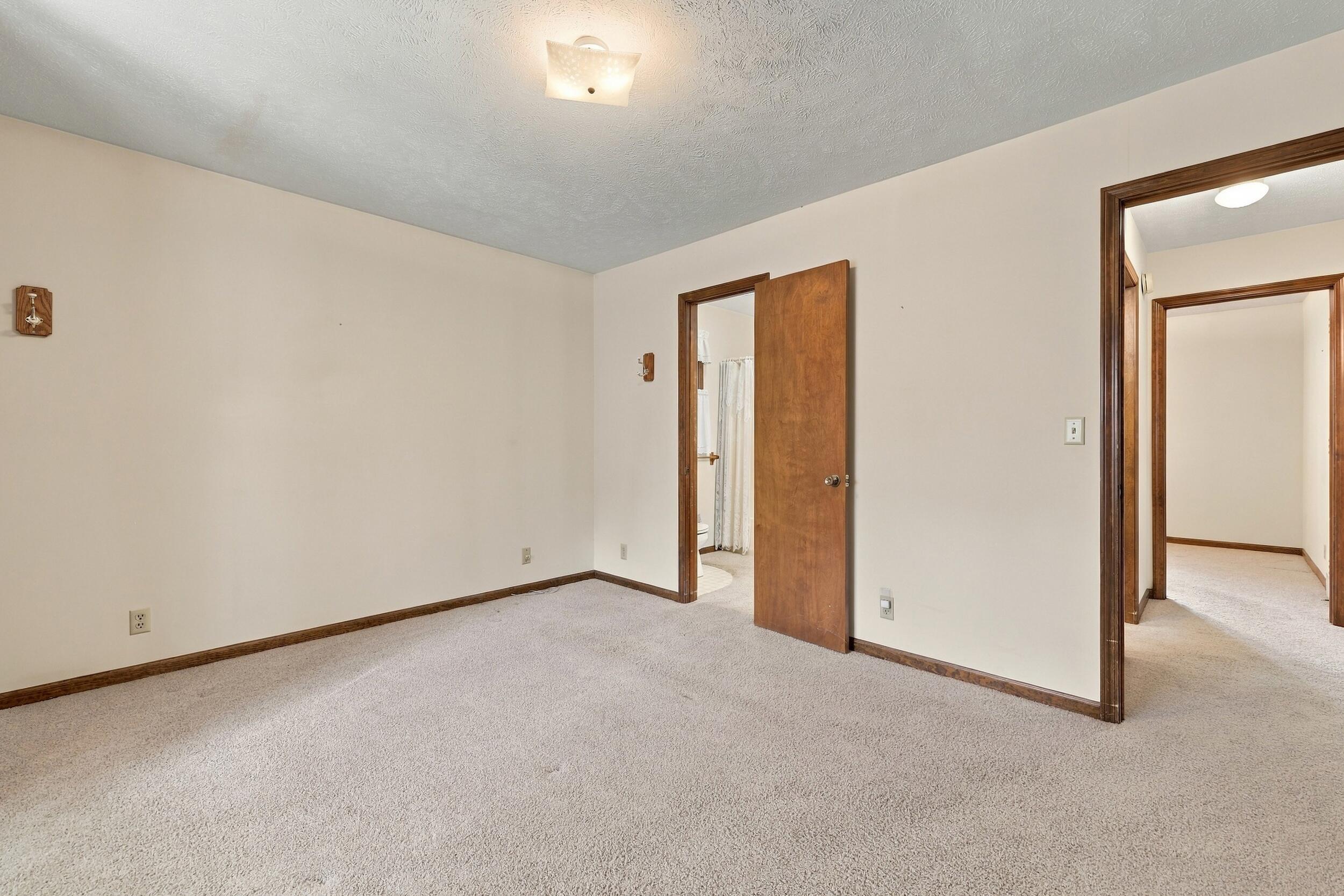 12926 N Bellwood Drive Holland MI 49424