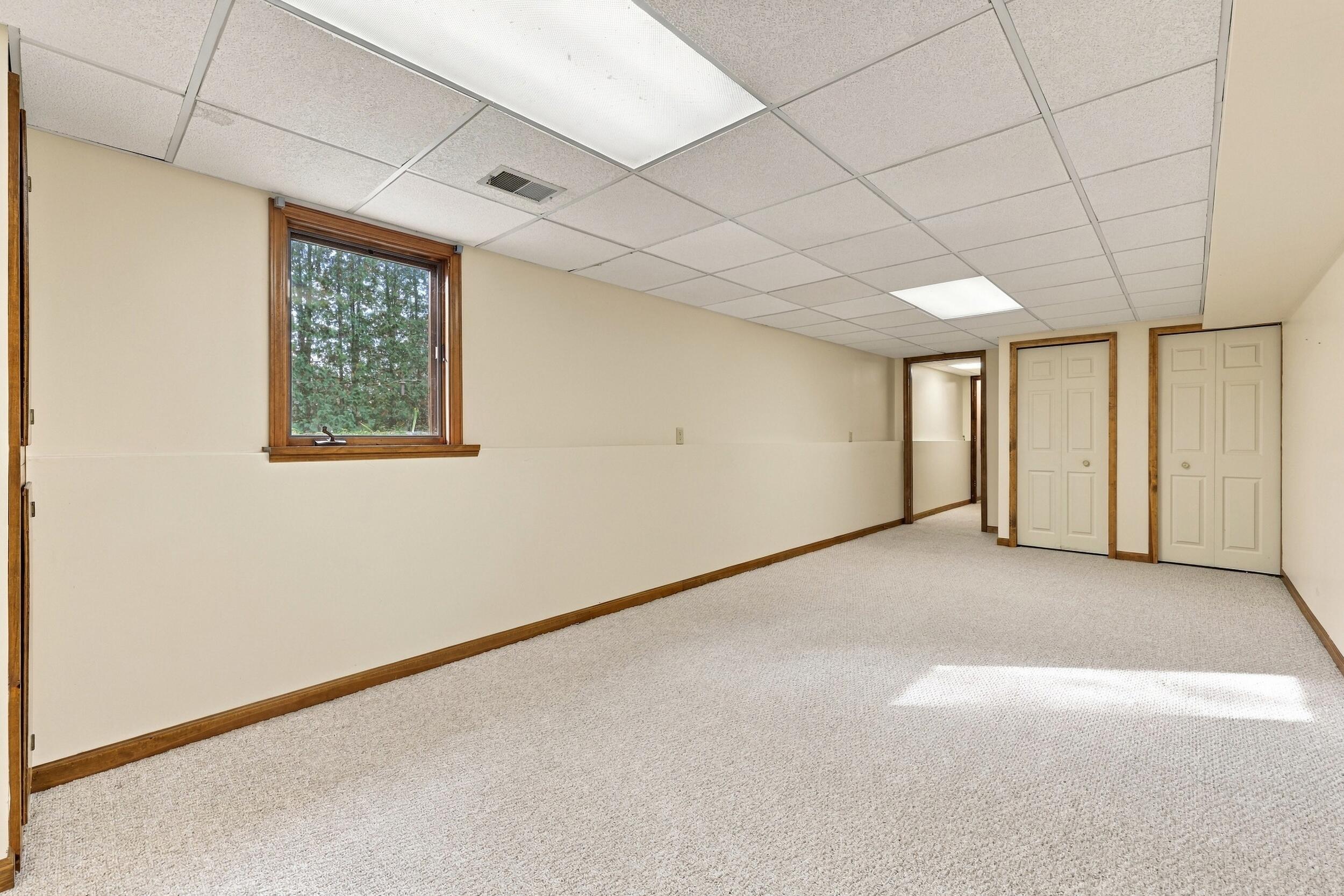 12926 N Bellwood Drive Holland MI 49424