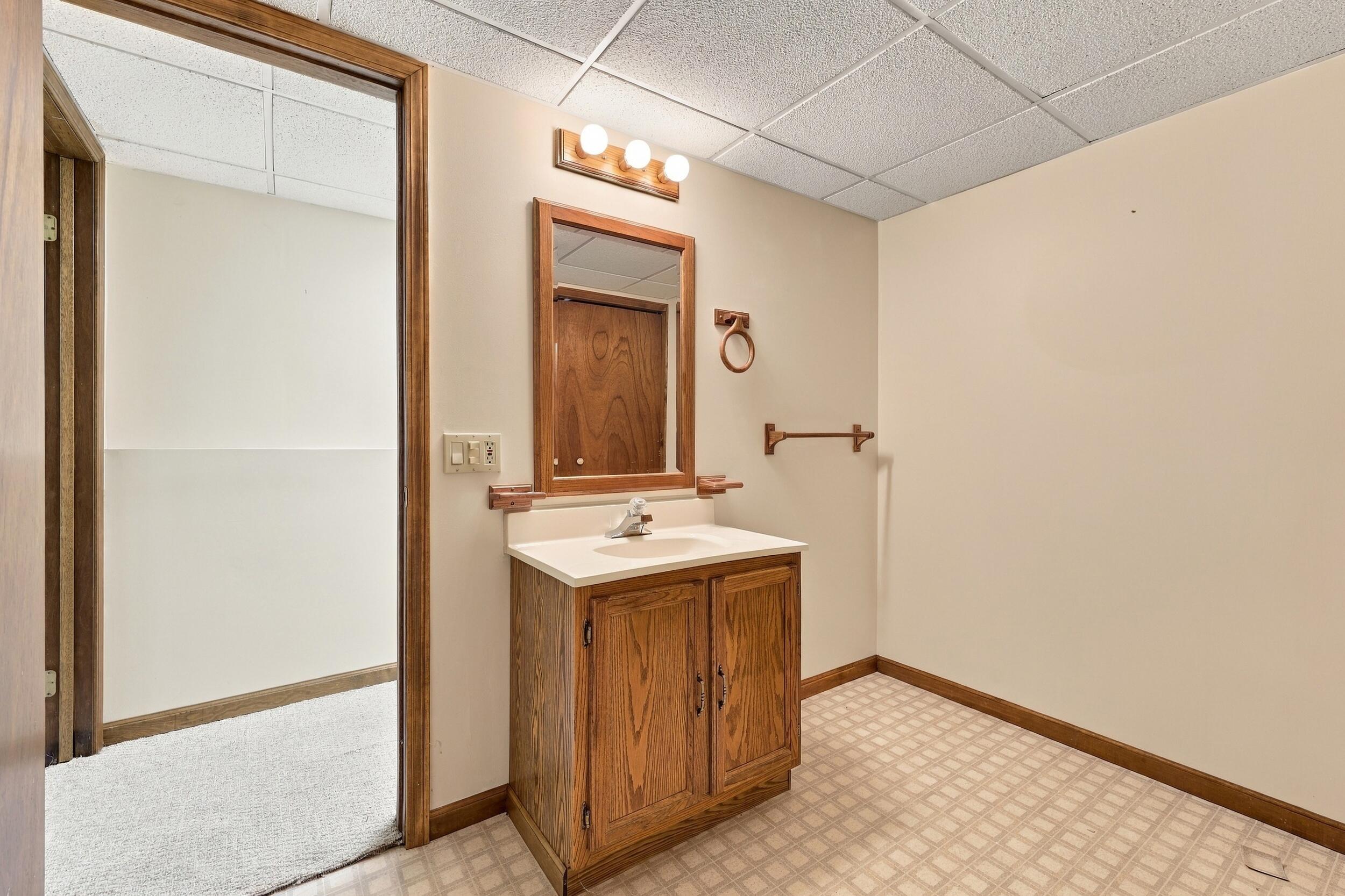 12926 N Bellwood Drive Holland MI 49424
