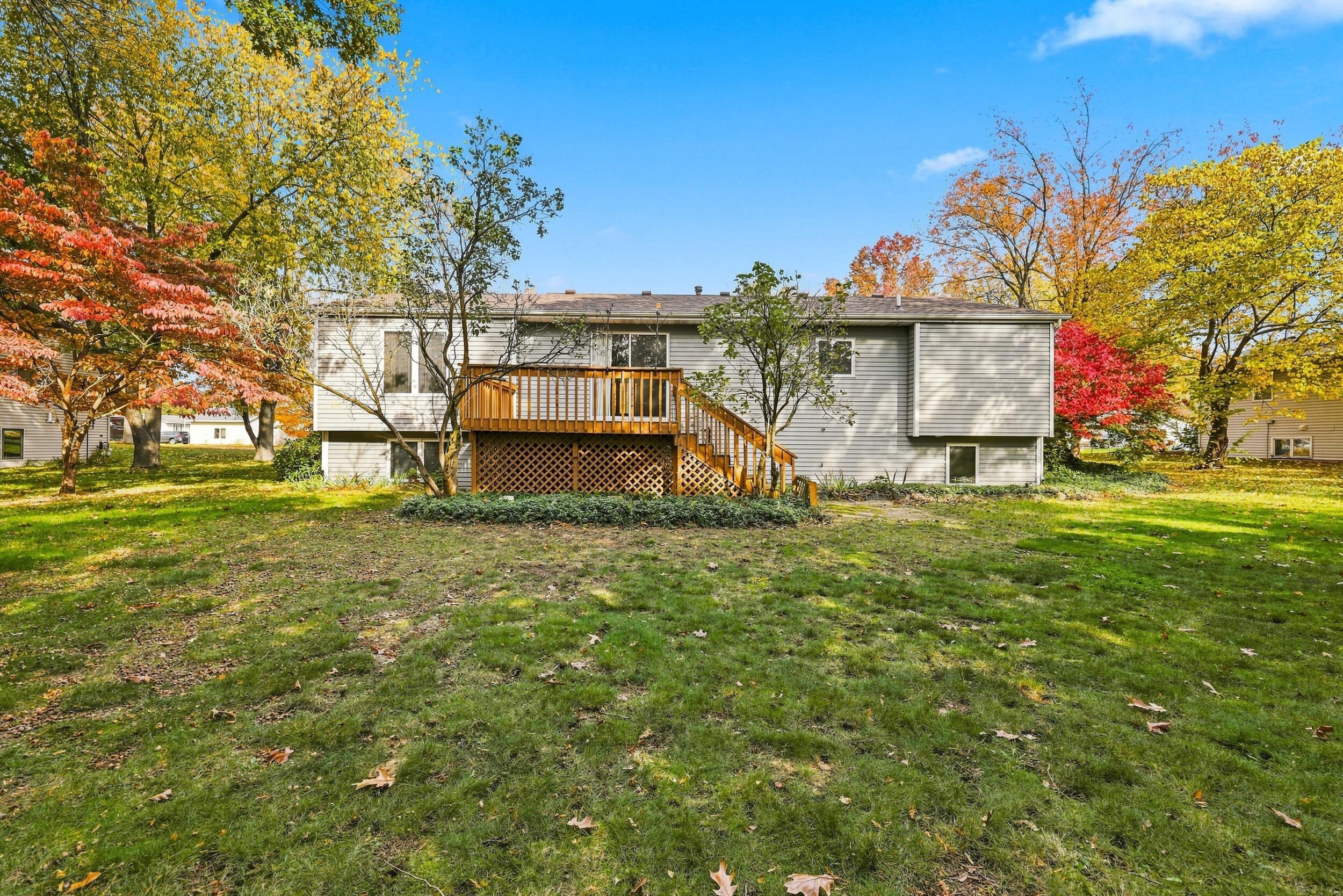 12926 N Bellwood Drive Holland MI 49424