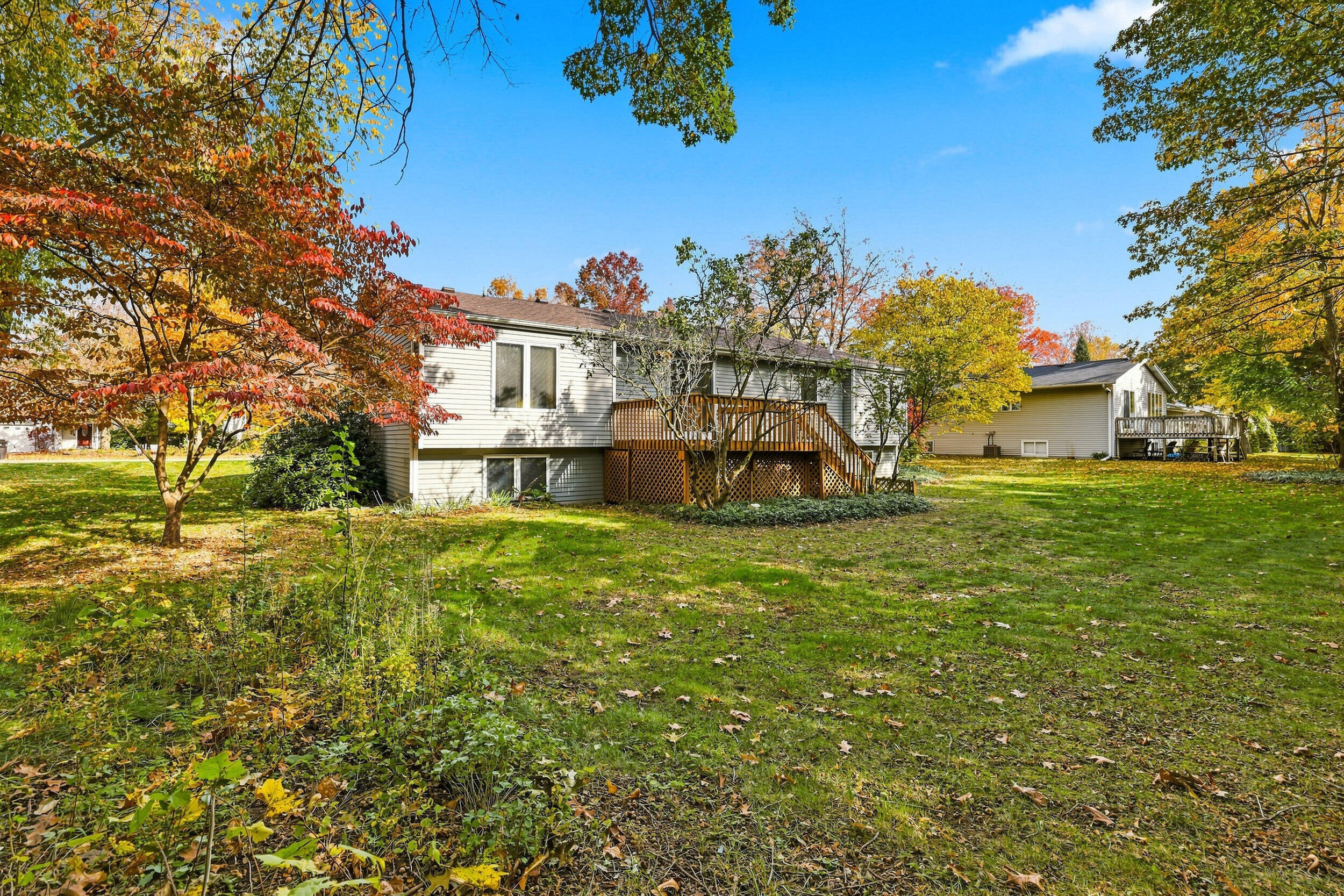 12926 N Bellwood Drive Holland MI 49424